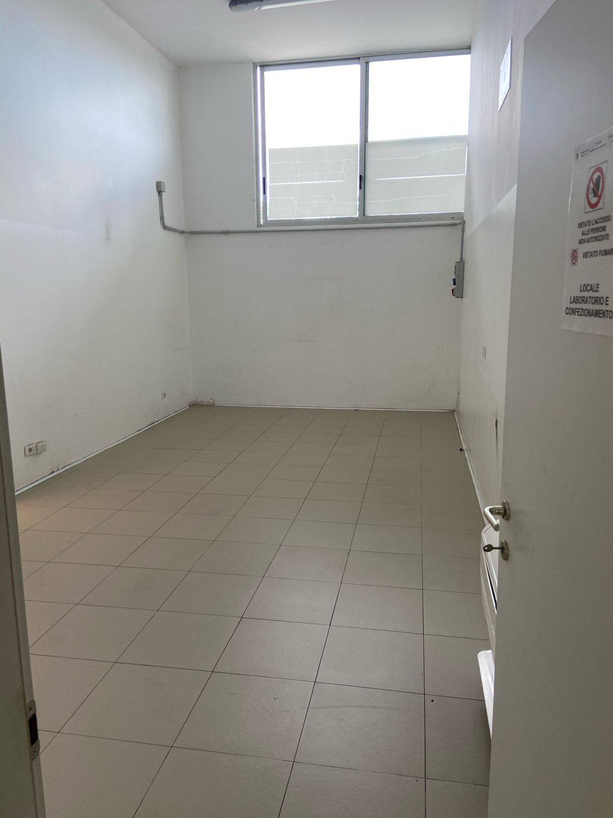 Capannone in affitto a Rimini, Viserba