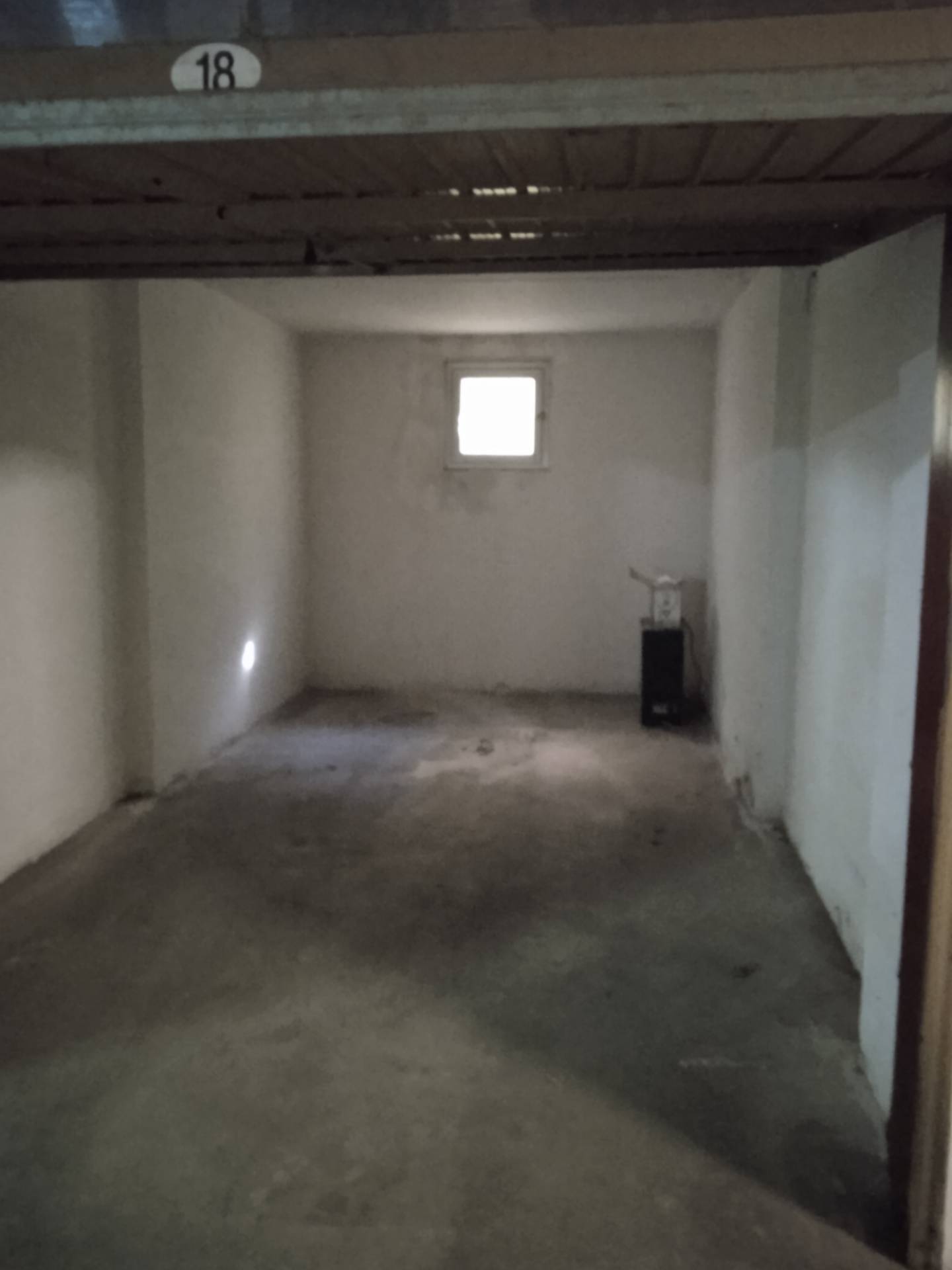 Box o garage in affitto a Cesena, Barriera