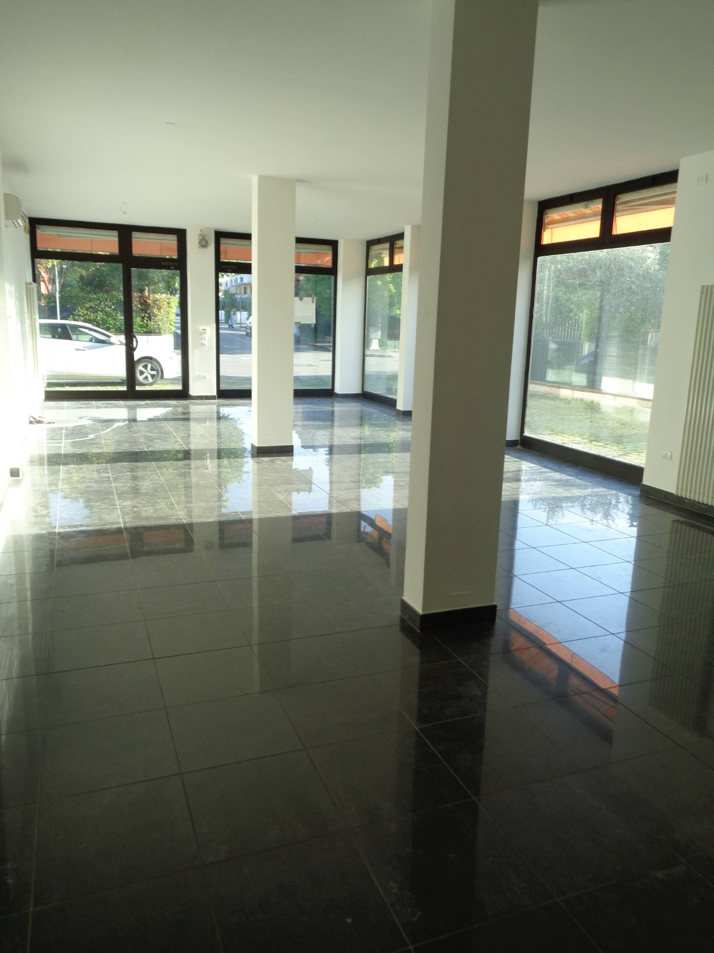 Negozio in affitto a Longiano, Budrio Di Longiano