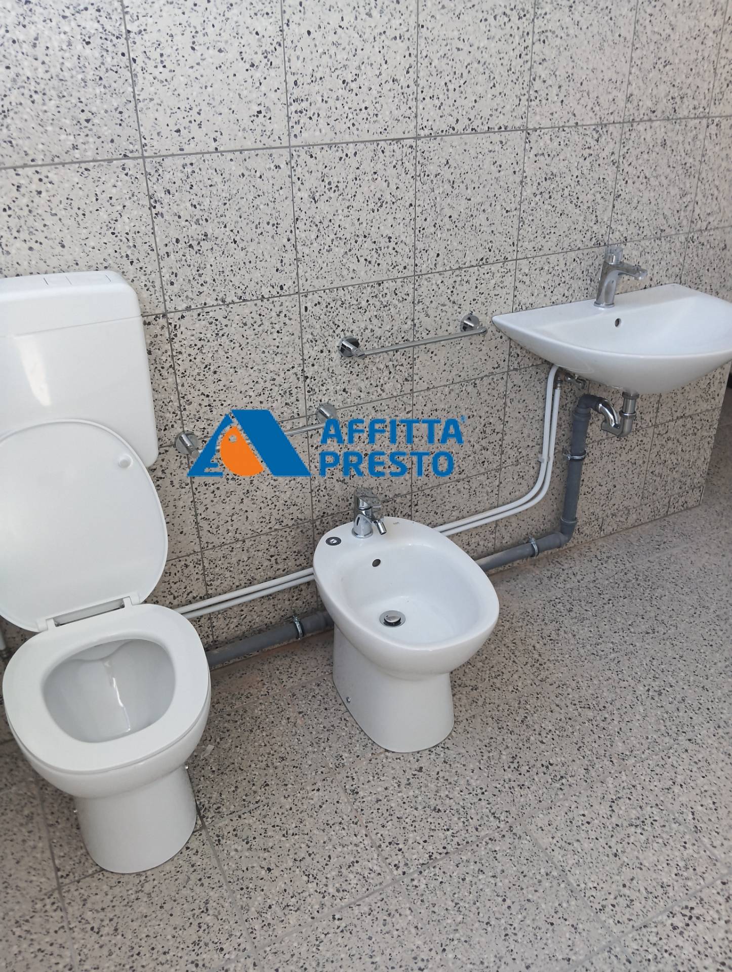 Ufficio in affitto a Longiano, Crocetta