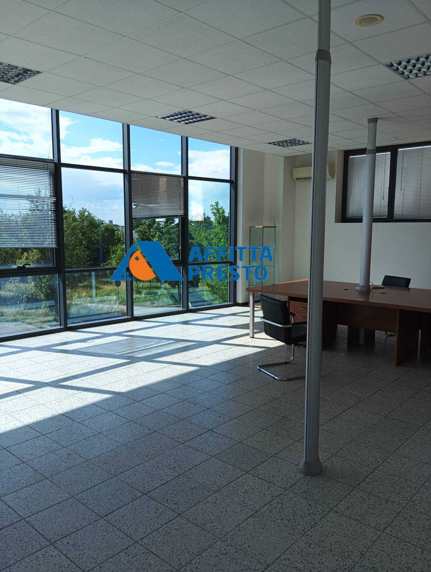 Ufficio in affitto a Longiano, Crocetta