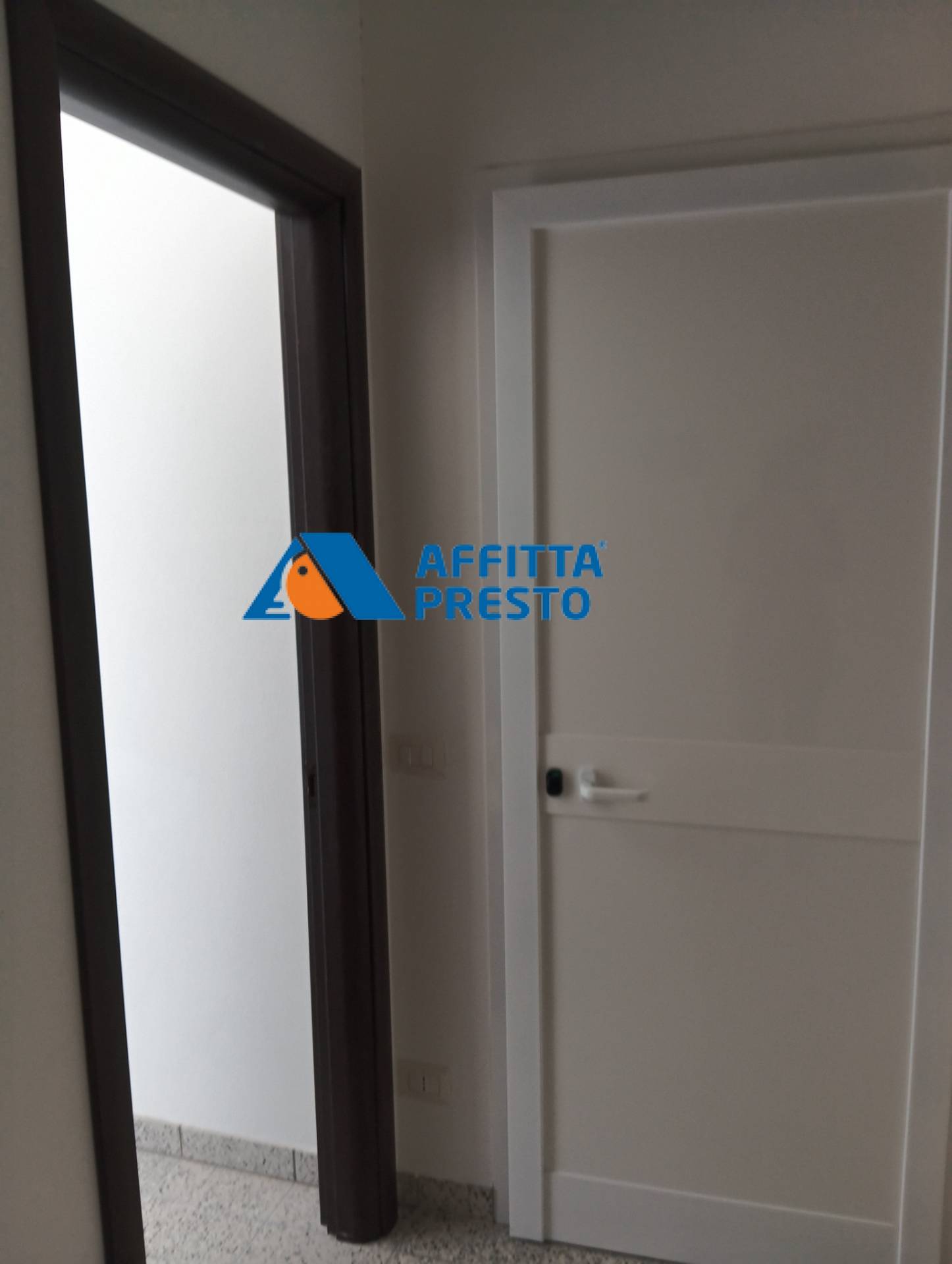 Ufficio in affitto a Longiano, Crocetta