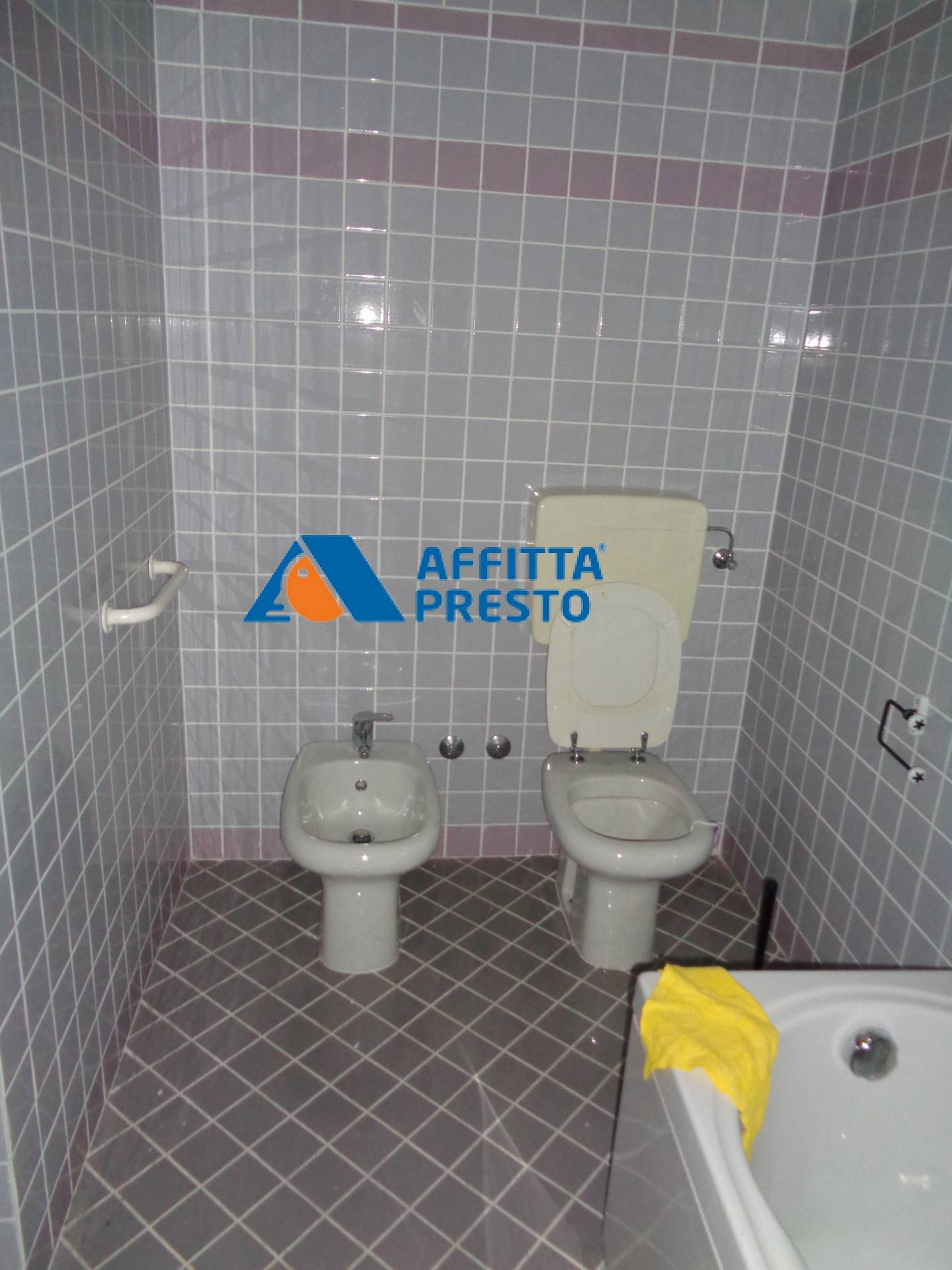 Ufficio in affitto a Gambettola, Budrio