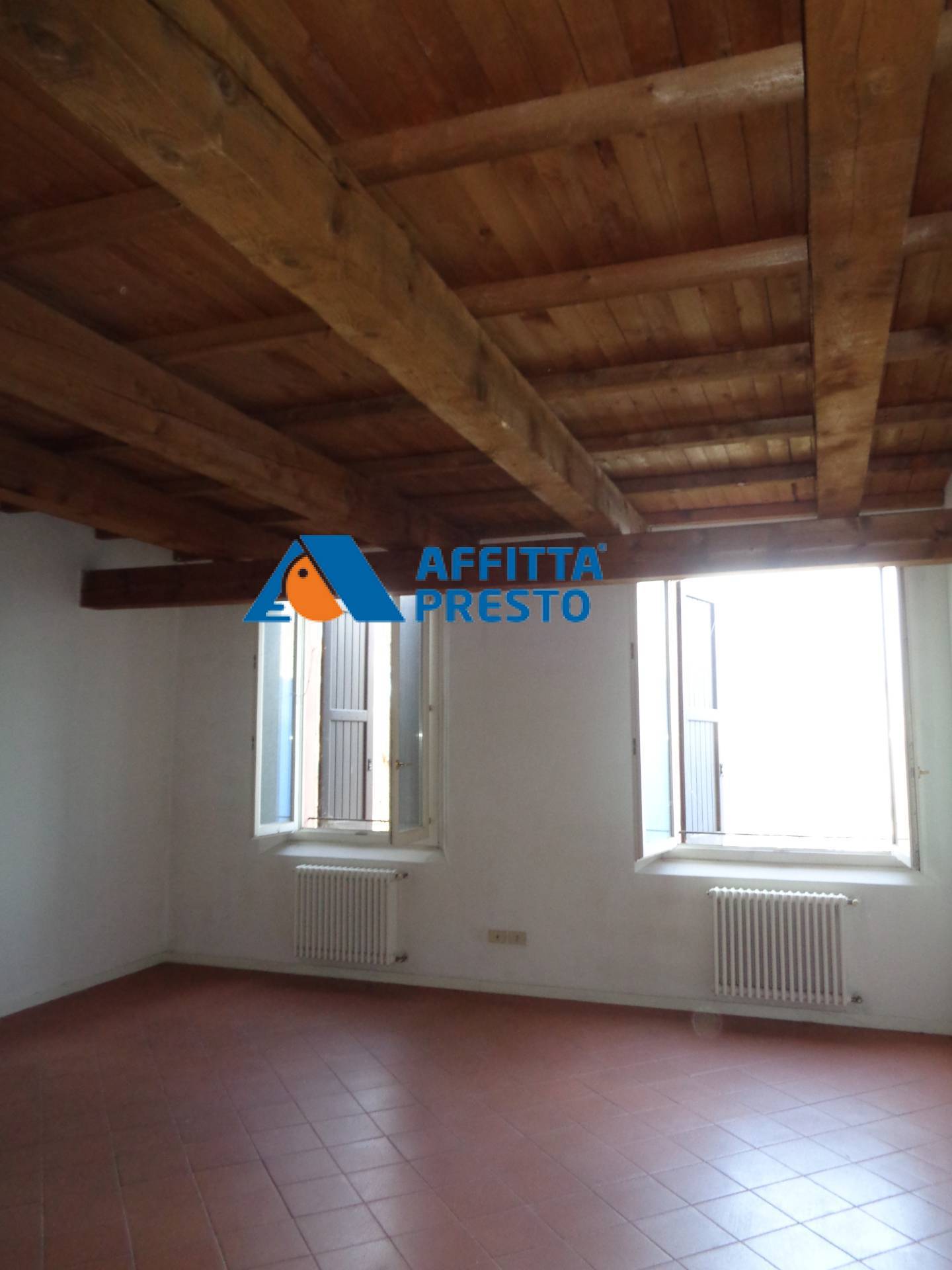 Ufficio in affitto a Gambettola, Budrio