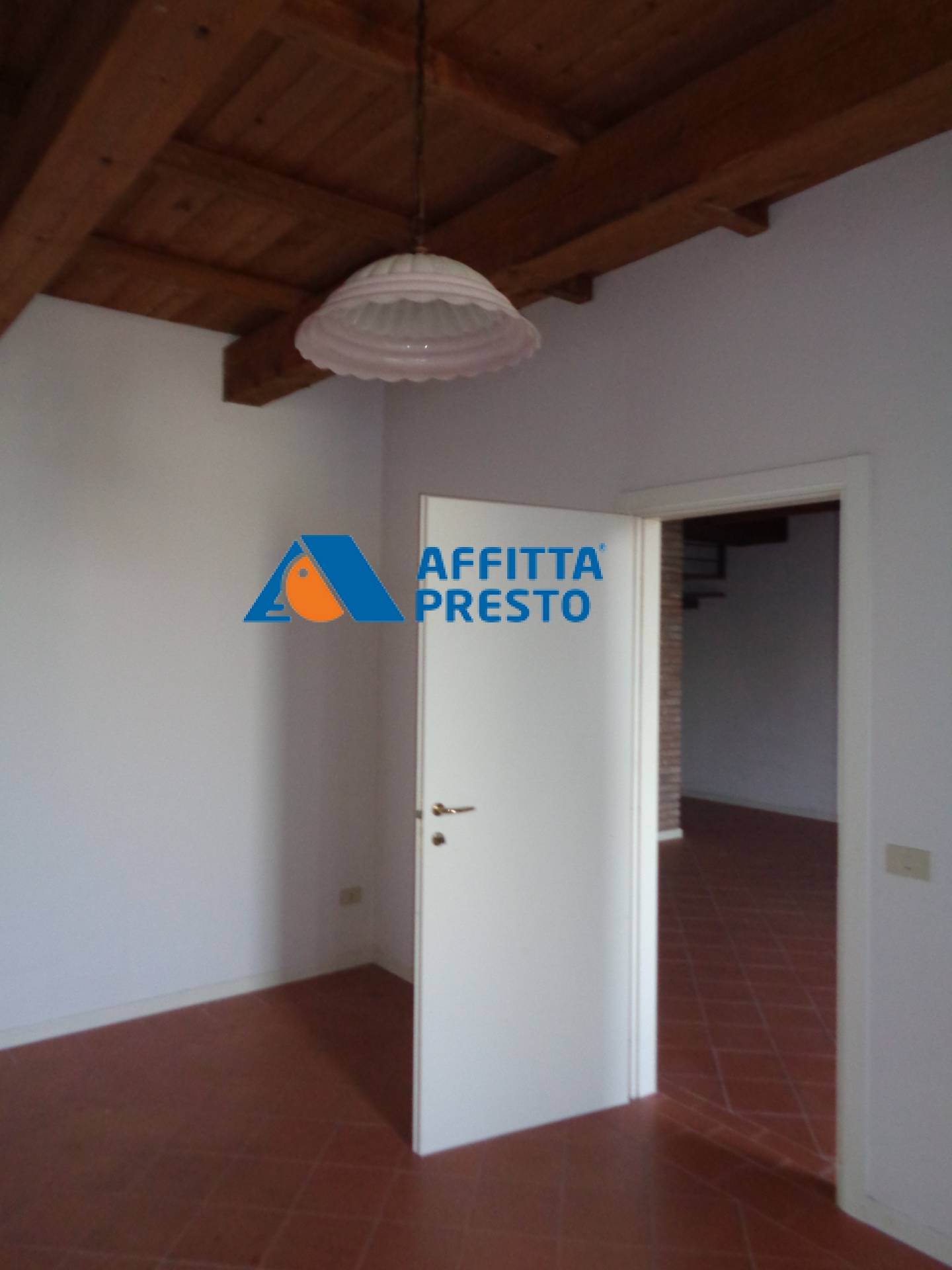 Ufficio in affitto a Gambettola, Budrio