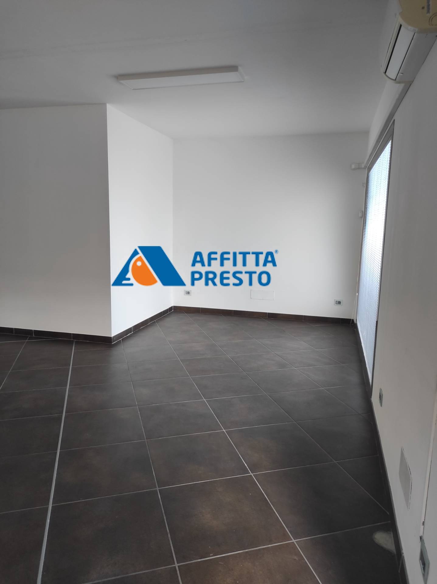 Ufficio in affitto a Savignano sul Rubicone, Cesare