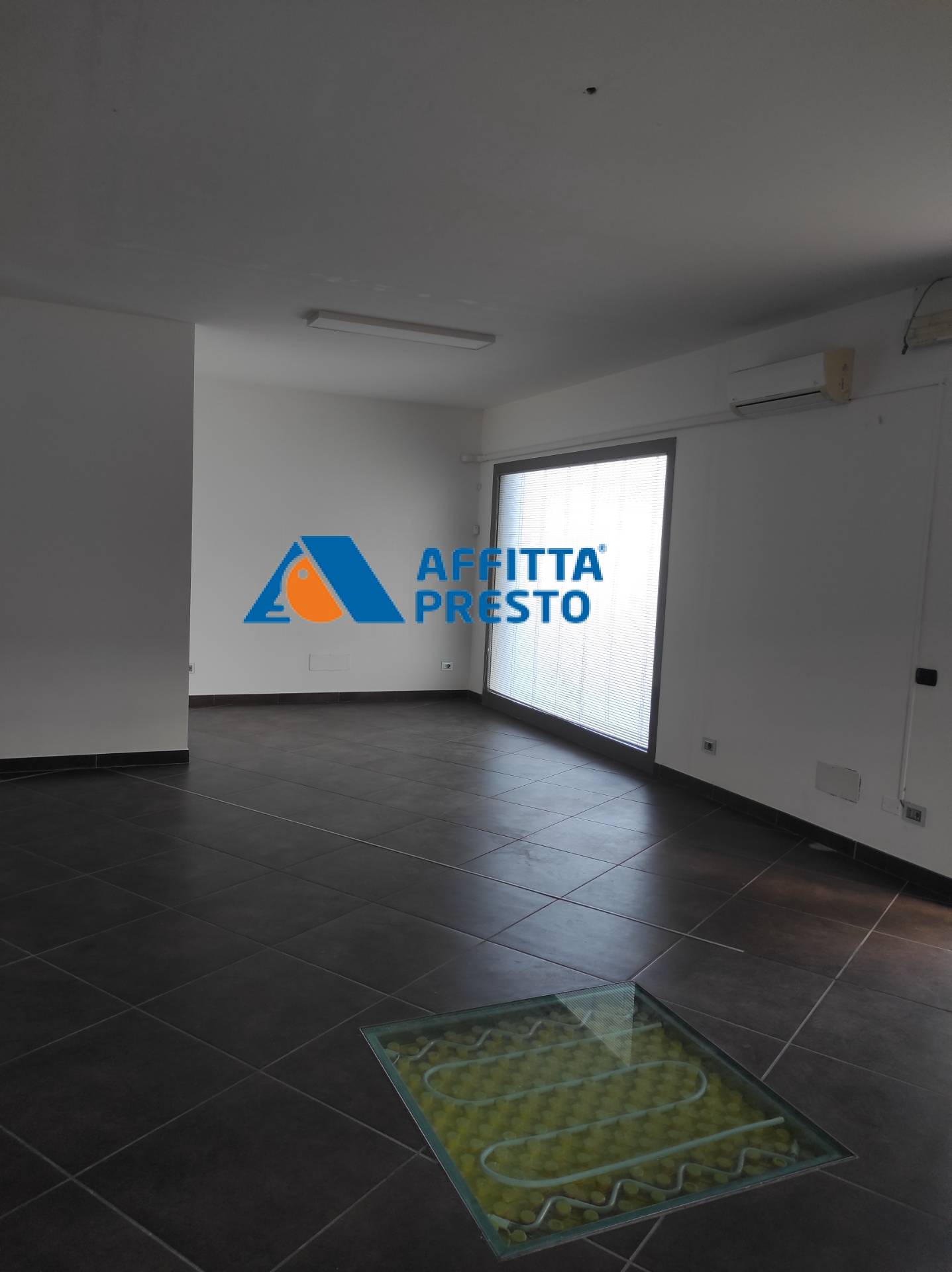 Ufficio in affitto a Savignano sul Rubicone, Cesare