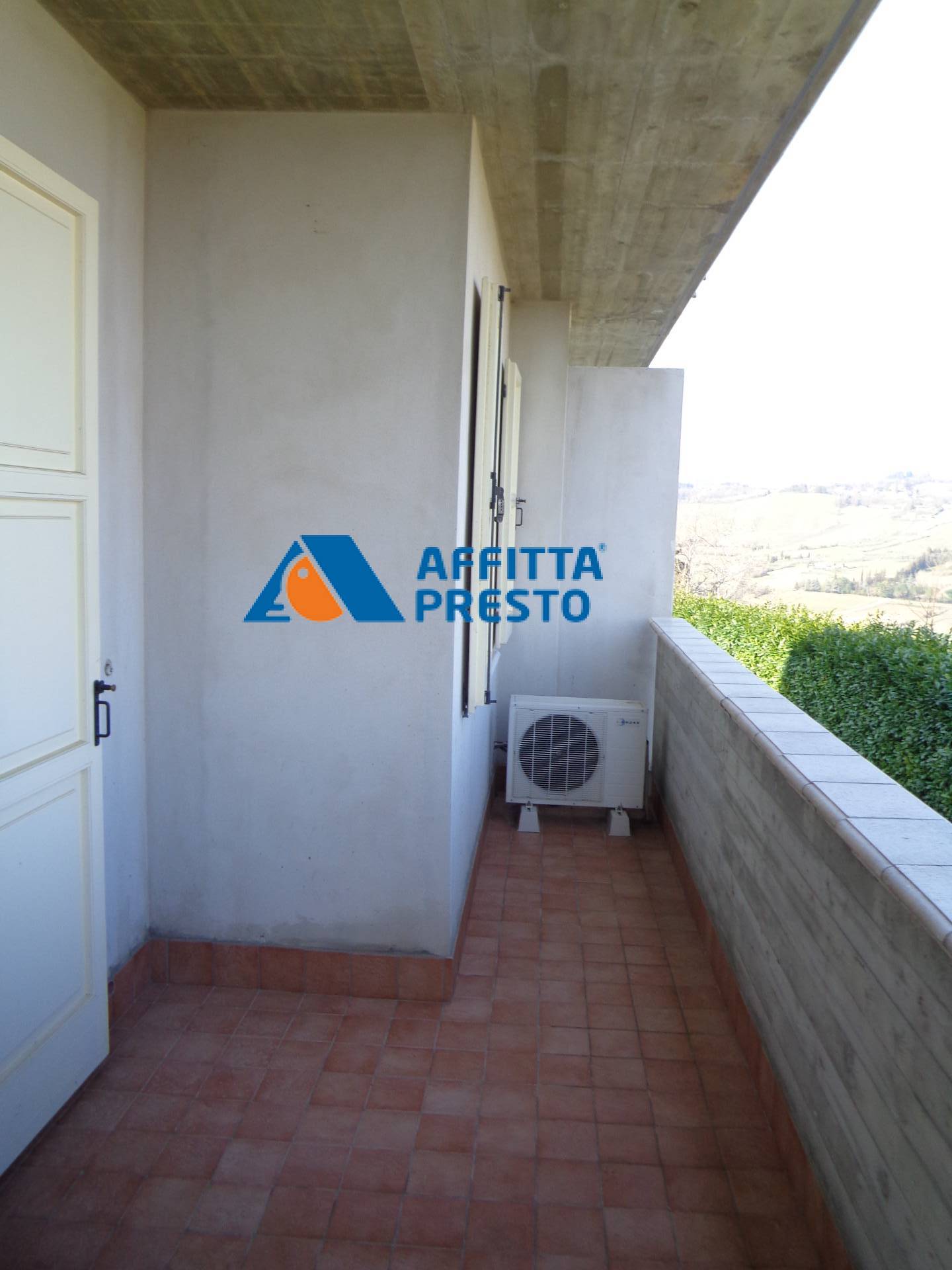 Villetta a schiera in affitto a Montiano, Montiano
