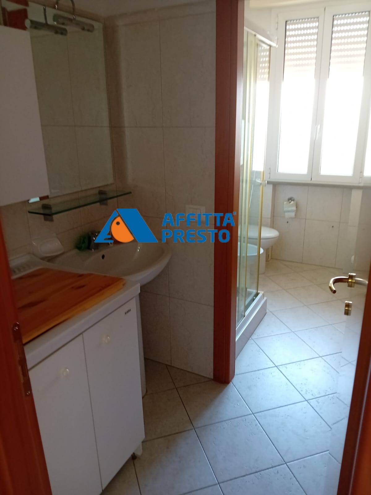 Ufficio in affitto a Santarcangelo di Romagna, Zona Artigianale (s.arc)