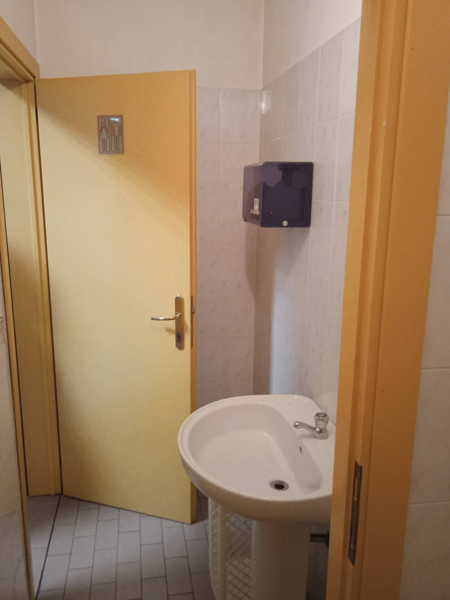 Negozio in affitto a Gambettola, Gambettola