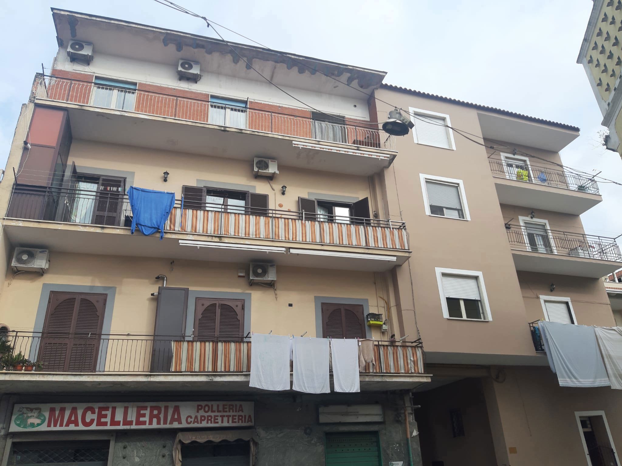 Appartamento da ristrutturare a Giugliano in Campania