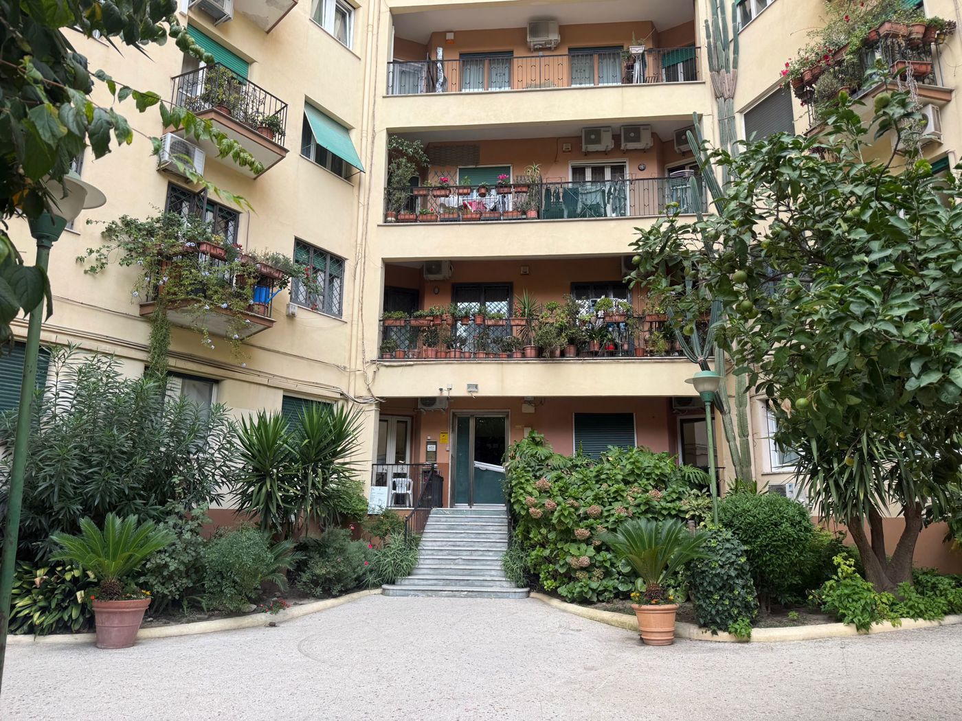 Trilocale in vendita a Napoli