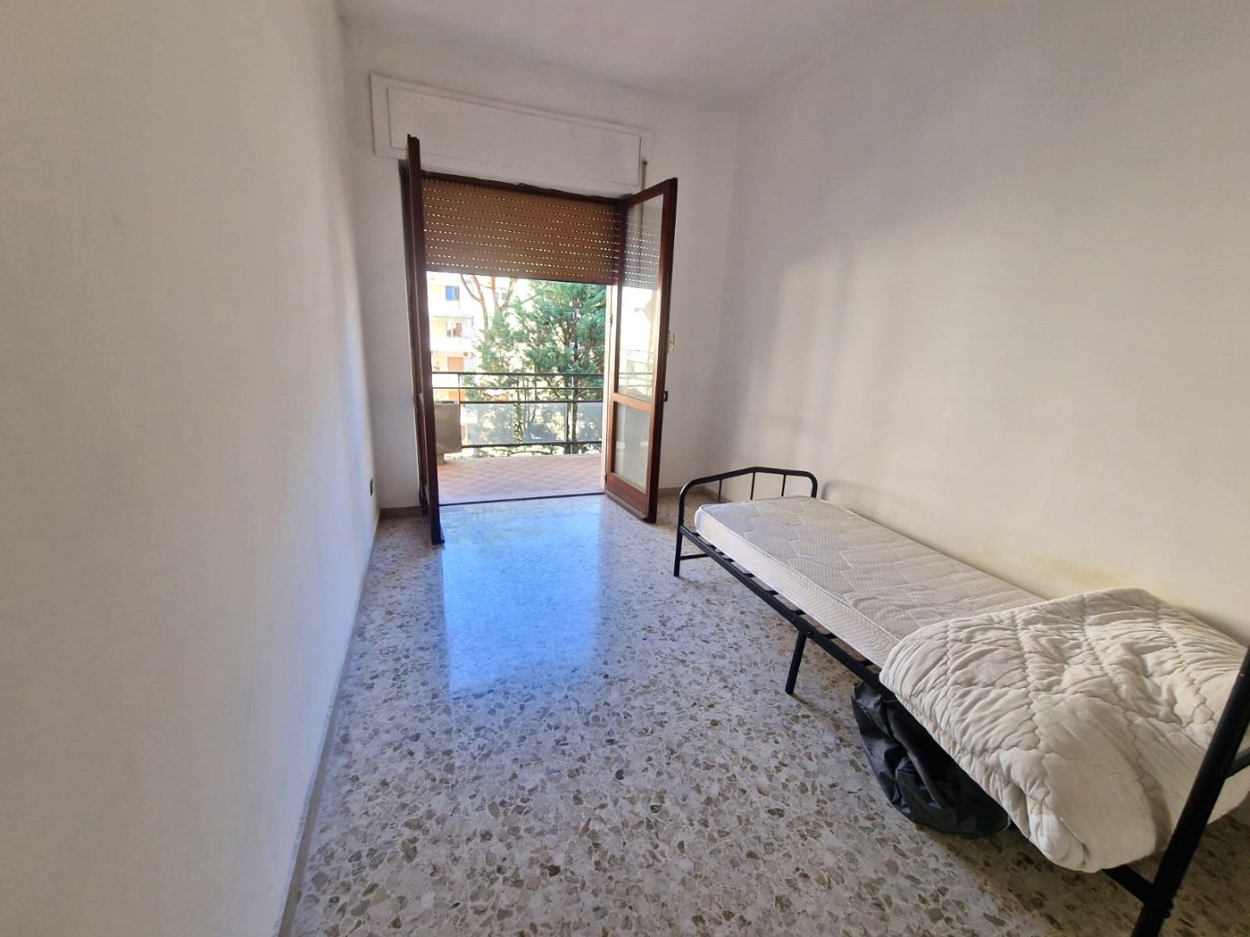 Quadrilocale da ristrutturare a Napoli