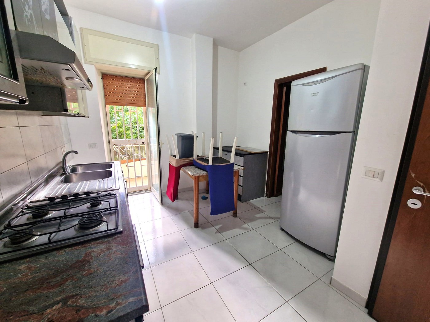 Monolocale in affitto a Napoli