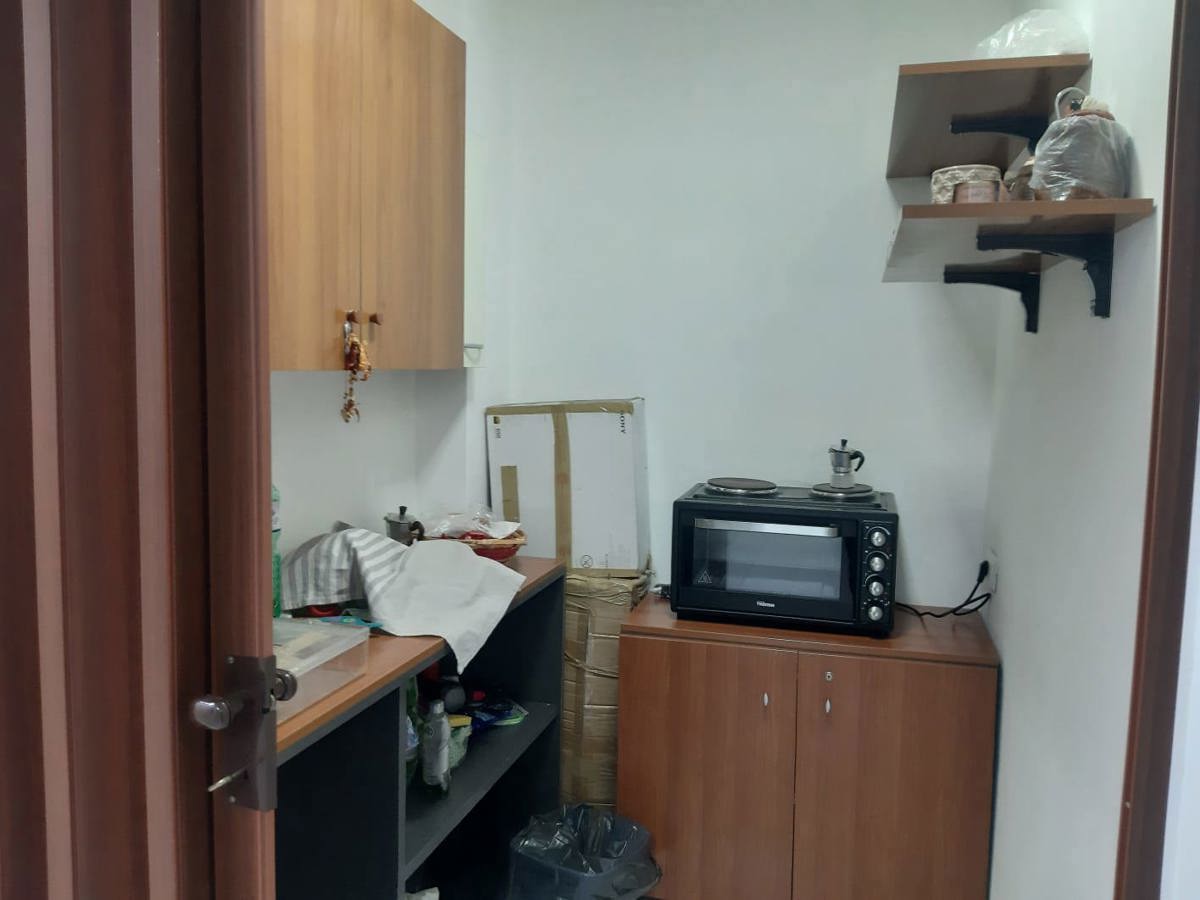 Ufficio ristrutturato a Napoli