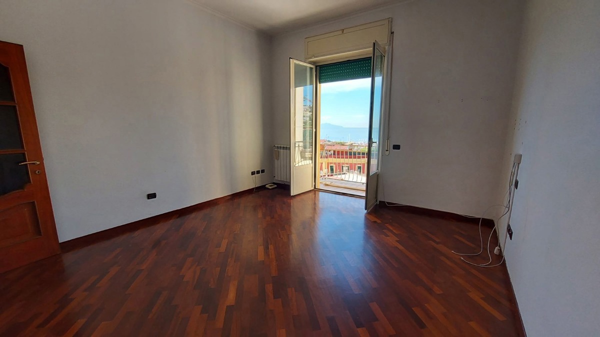 Appartamento ristrutturato a Napoli