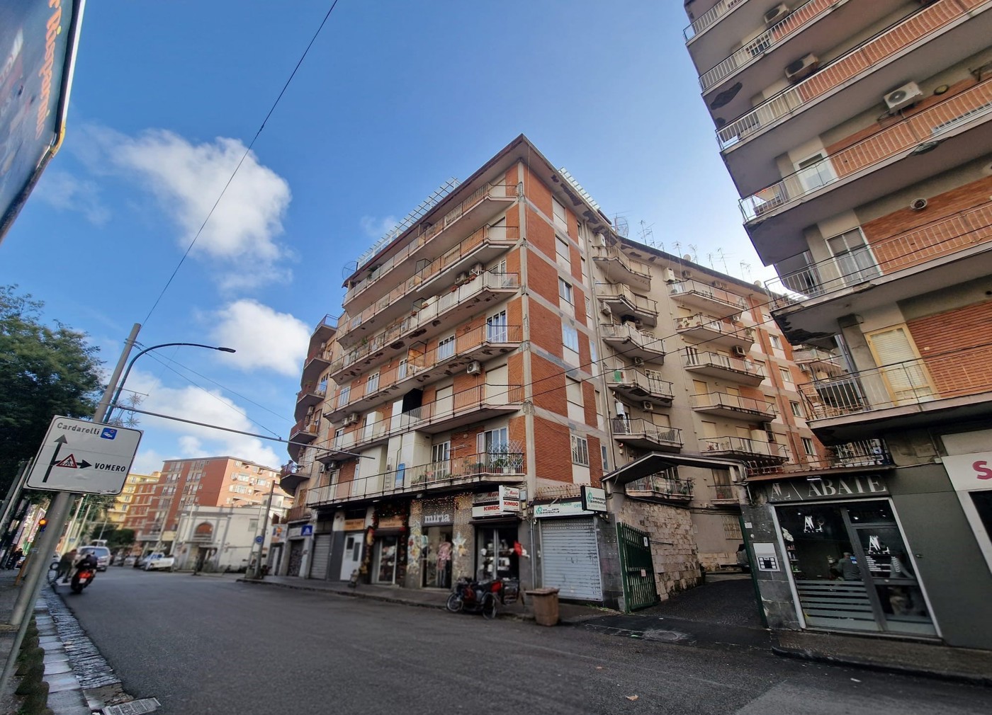 Quadrilocale da ristrutturare a Napoli