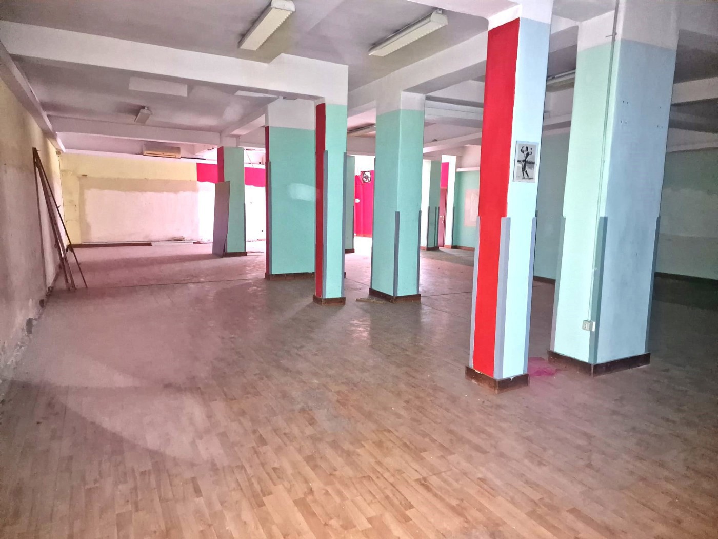 Magazzino in affitto a Napoli