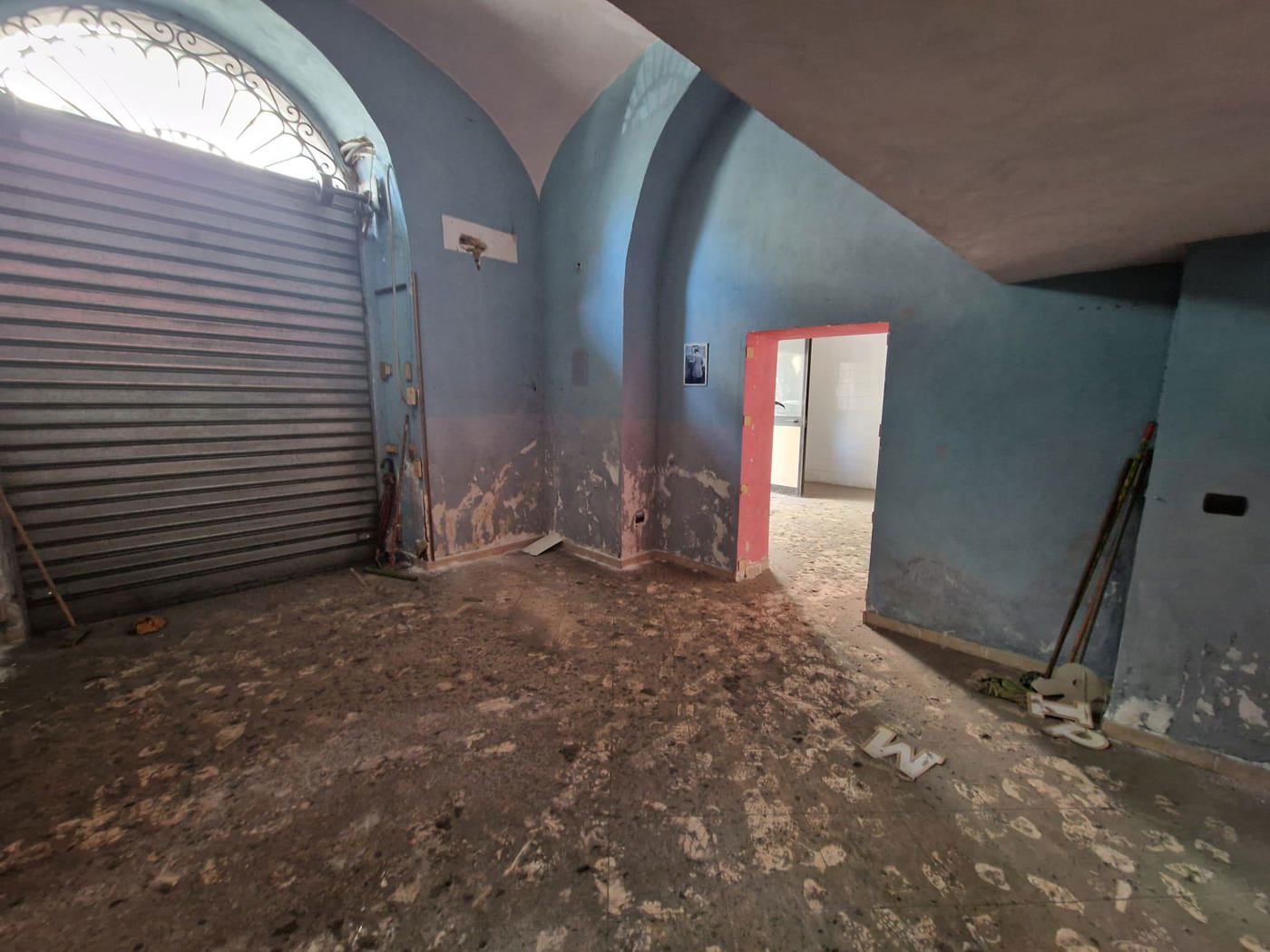 Negozio in vendita a Napoli