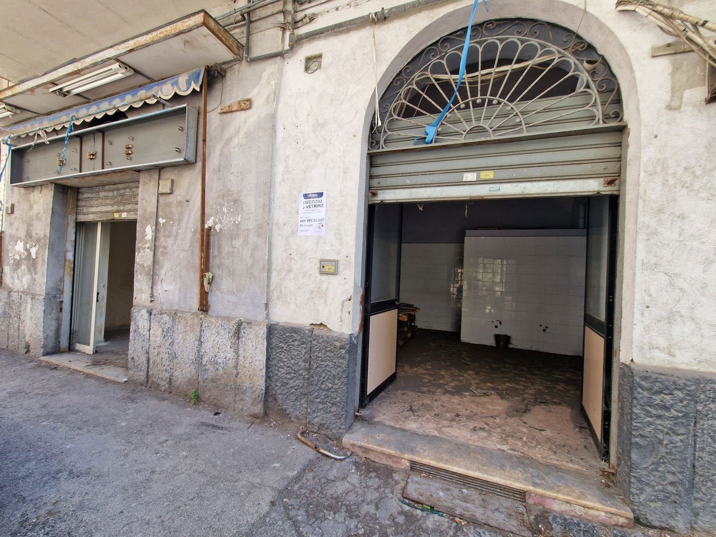 Negozio in vendita a Napoli