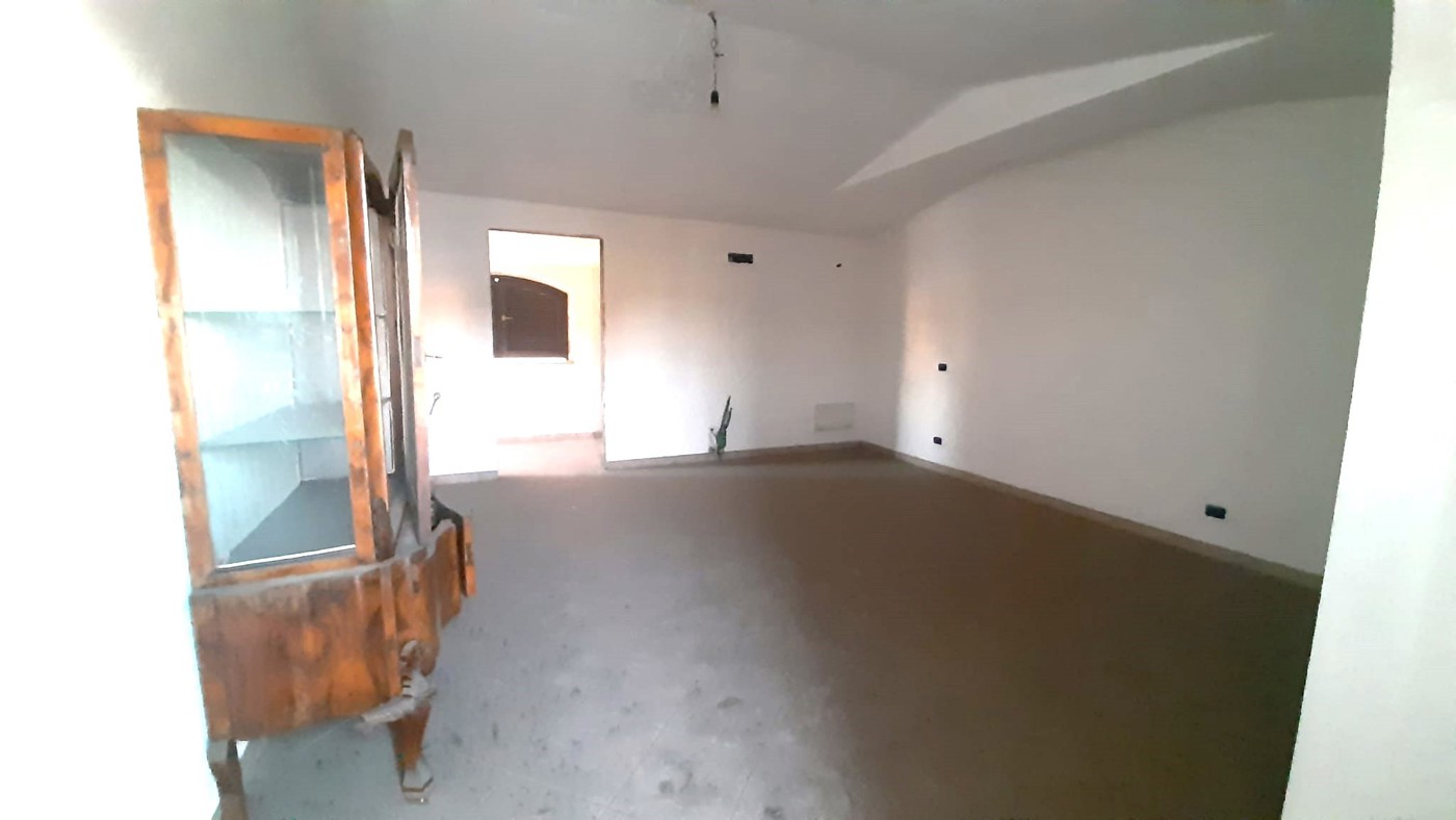 Villa Bifamiliare con giardino a Macerata Campania