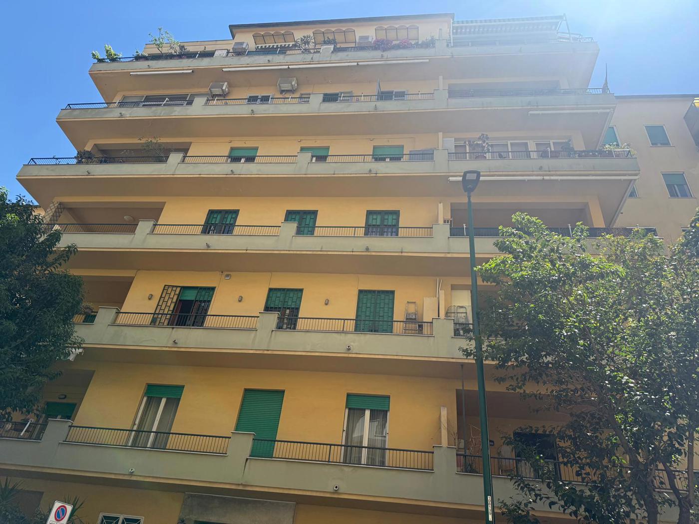 Quadrilocale in vendita a Napoli