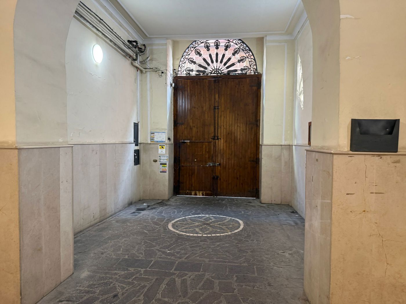 Quadrilocale in vendita a Napoli