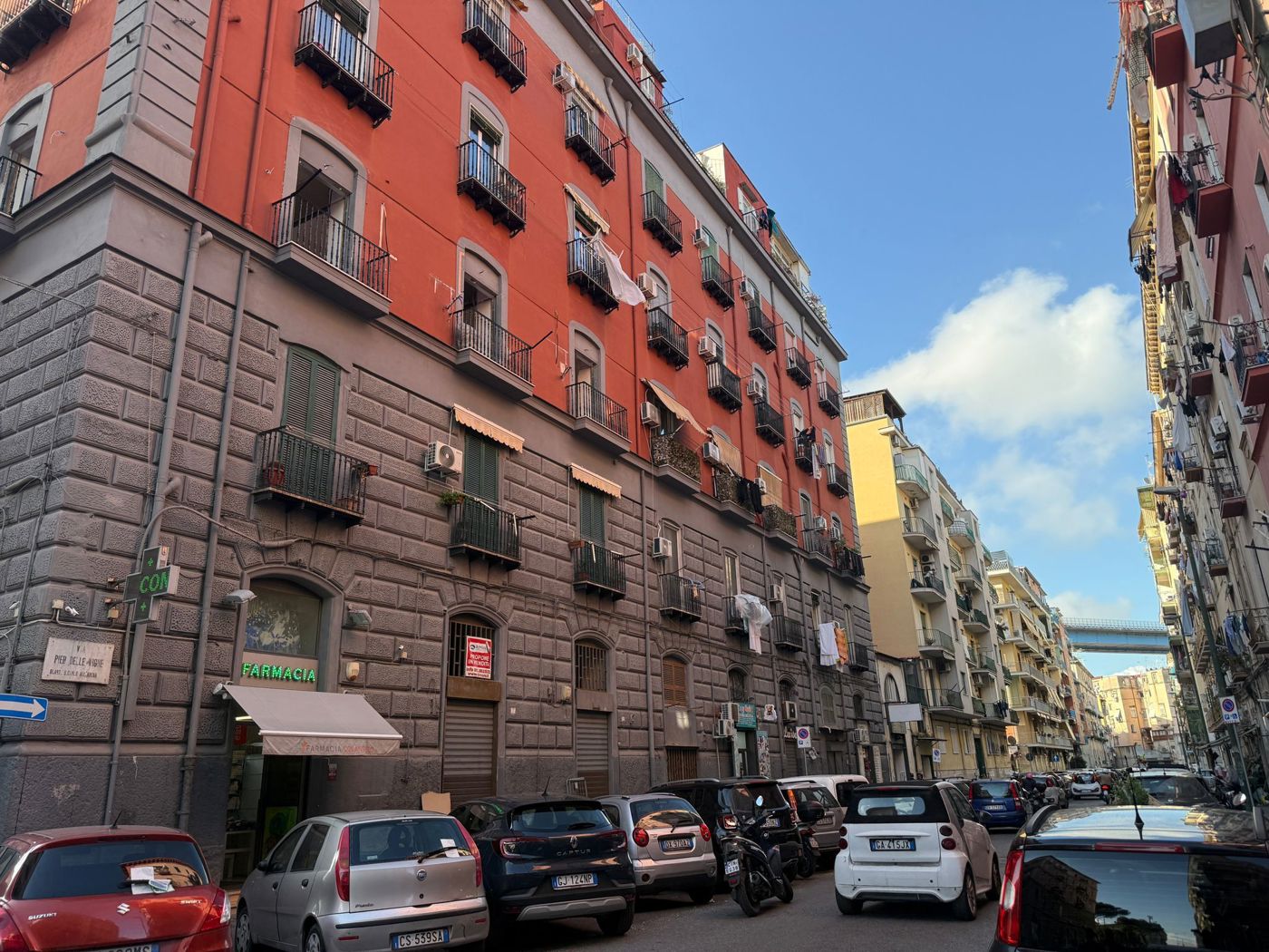 Quadrilocale in vendita a Napoli