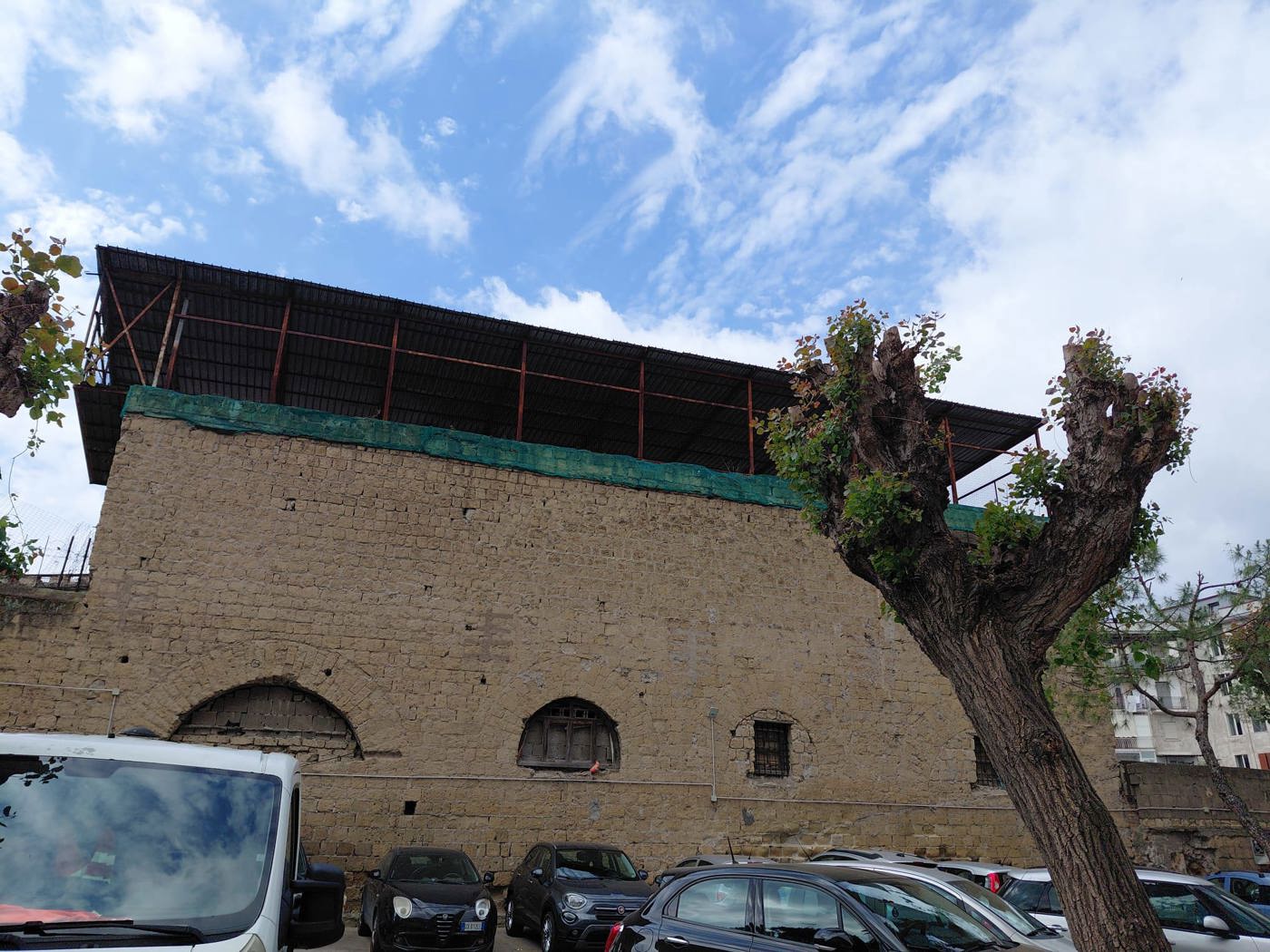 Capannone in vendita a Napoli