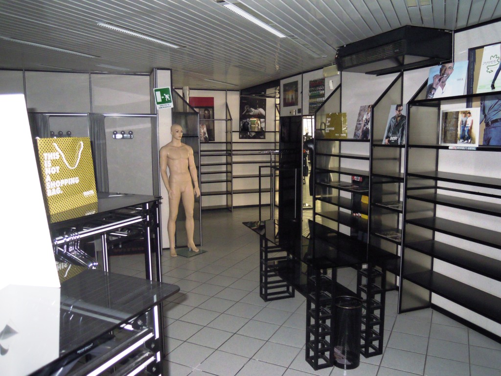 Negozio in affitto a Gorizia, Centro storico