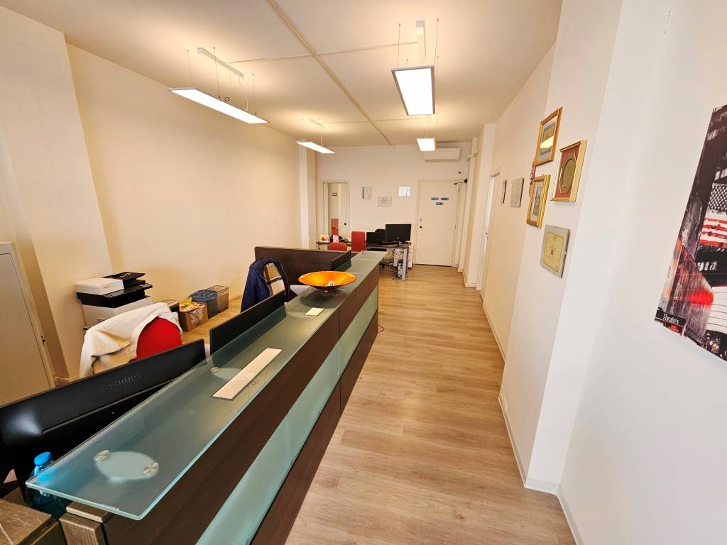 Negozio in vendita a Cormons