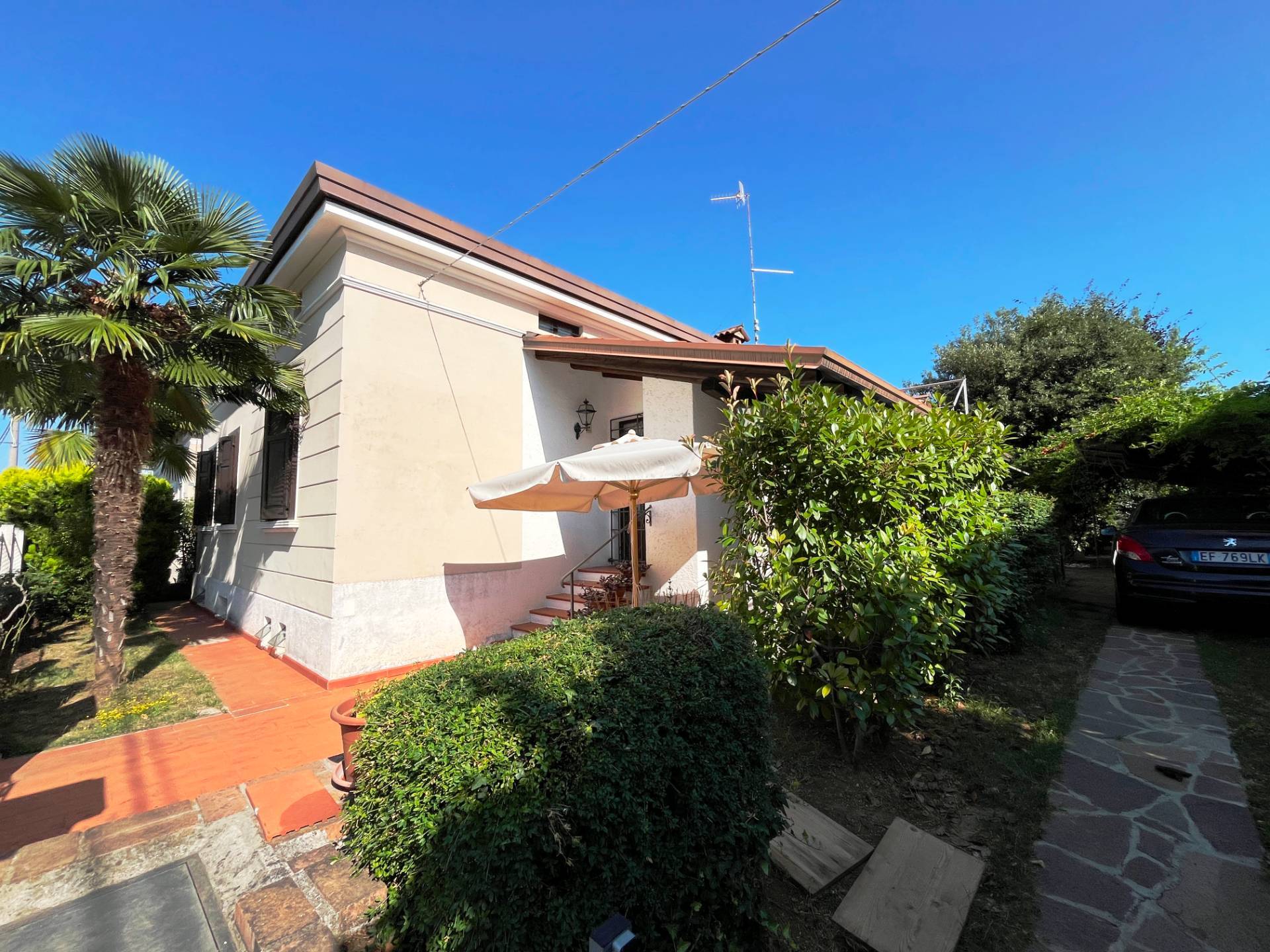 Villa in vendita a Gorizia, Montesanto