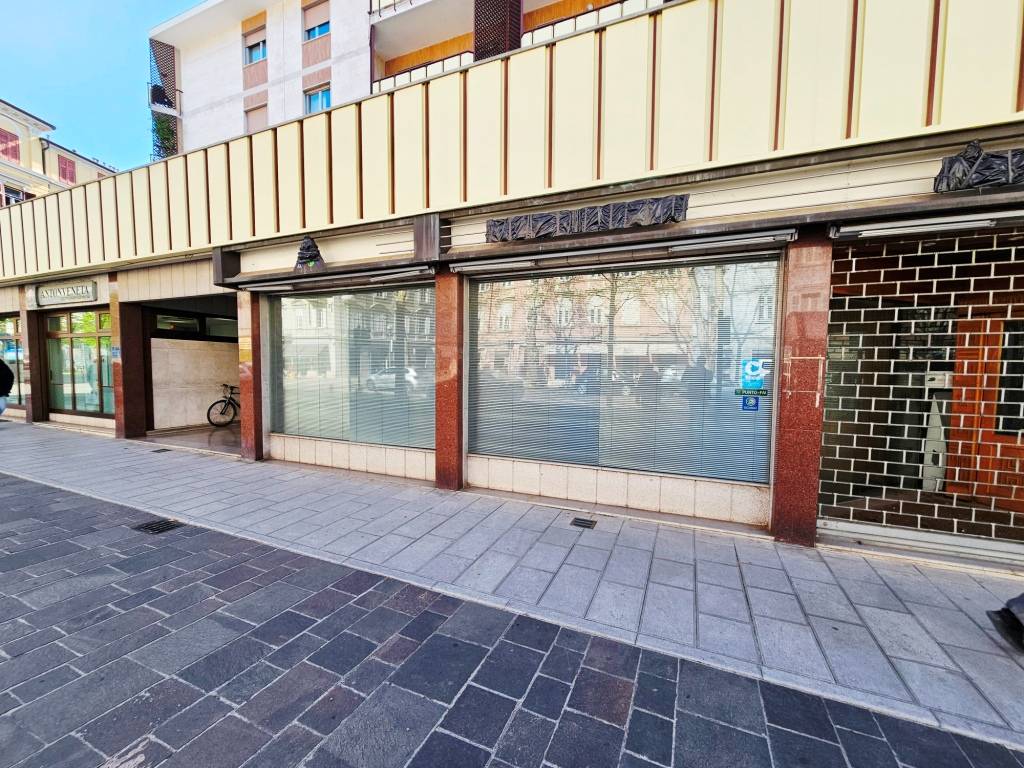 Negozio in vendita a Gorizia