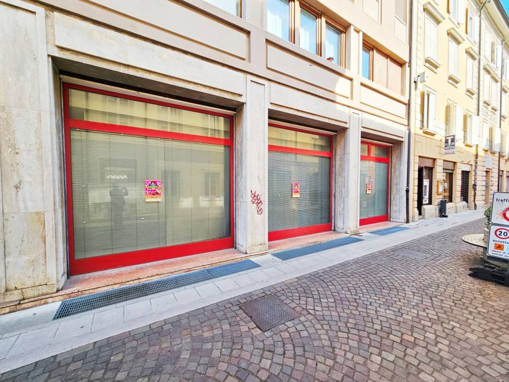 Negozio in vendita a Gorizia