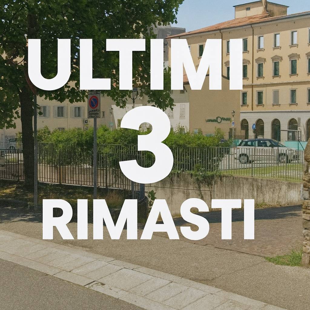 Posto auto coperto in vendita a Gorizia, Centro storico