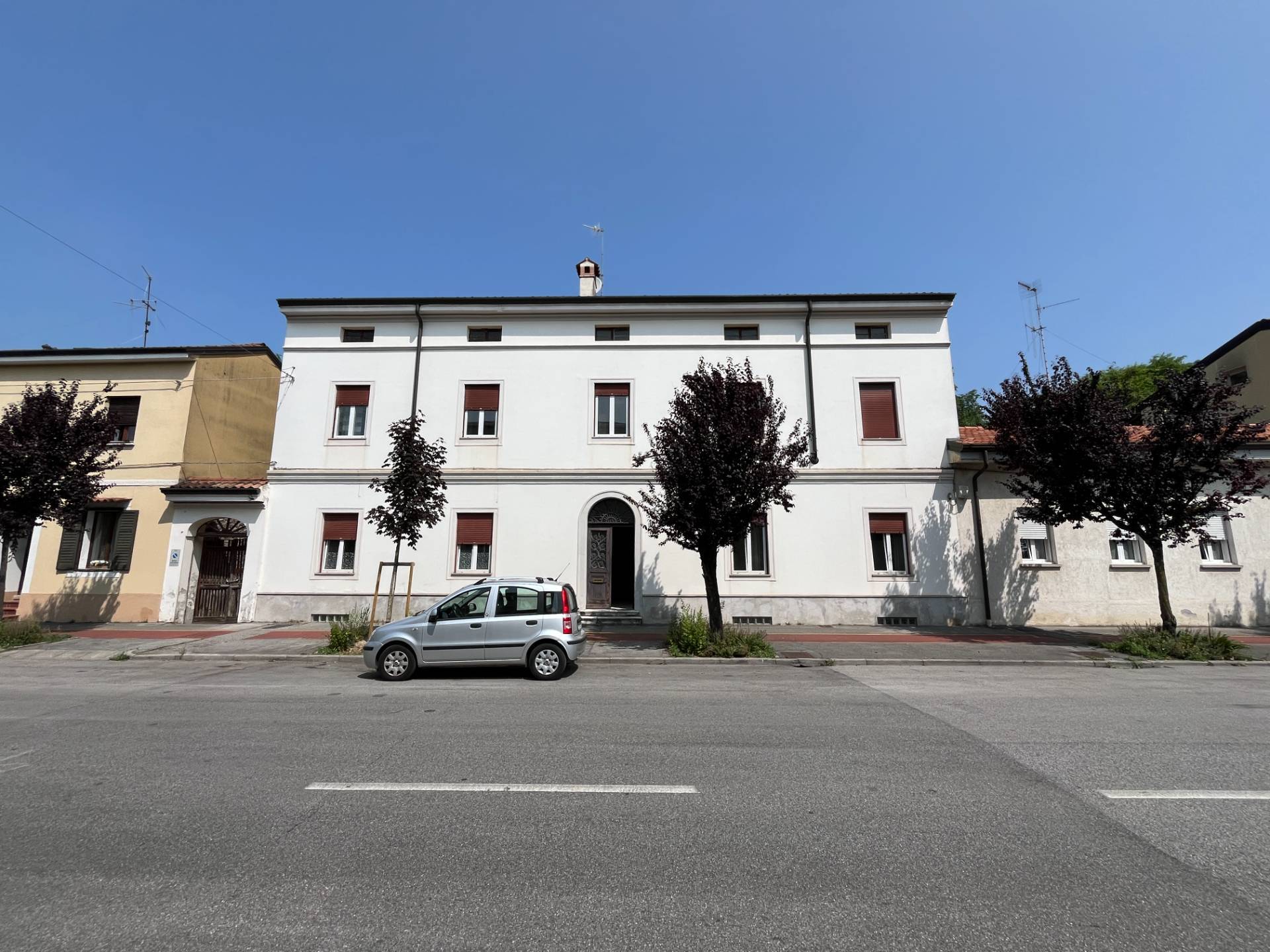 Casa indipendente in vendita a Gorizia, Montesanto