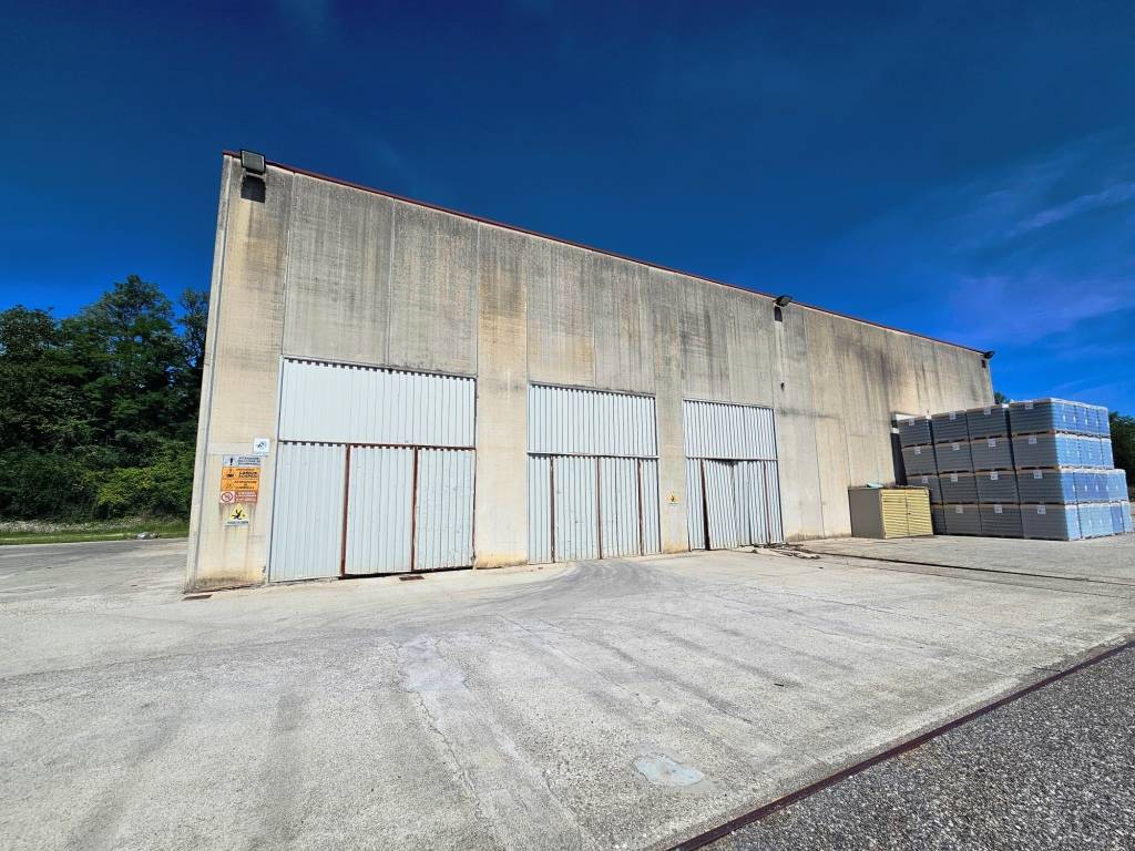 Capannone industriale in vendita a Savogna d'Isonzo