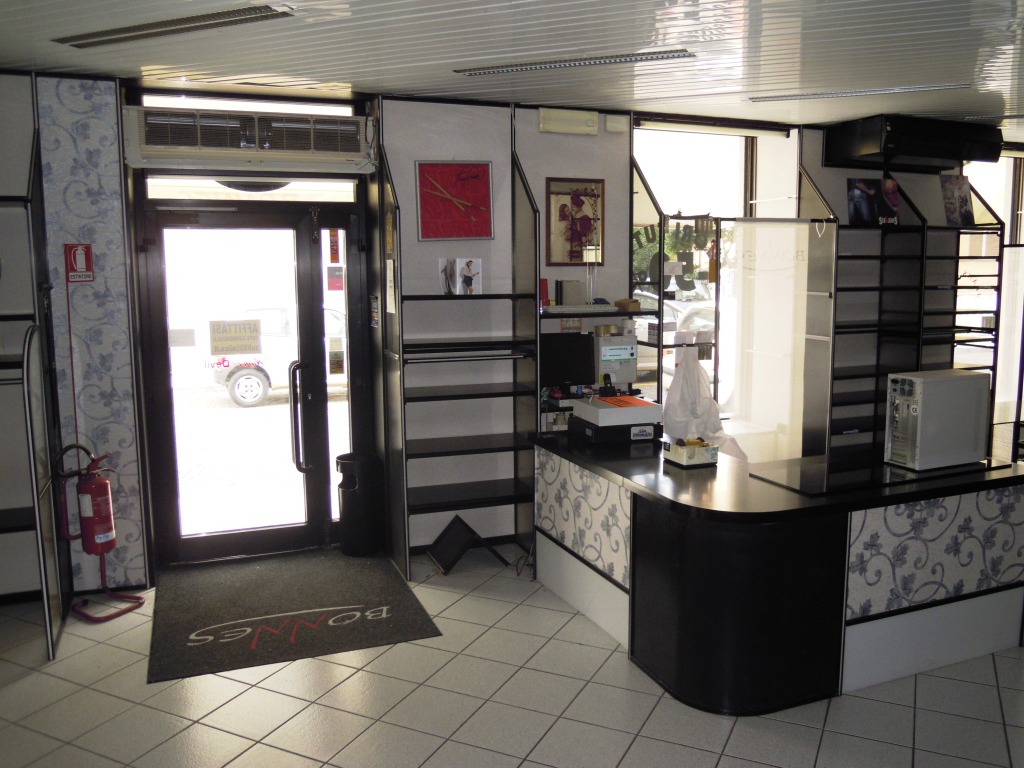 Negozio in affitto a Gorizia, Centro storico