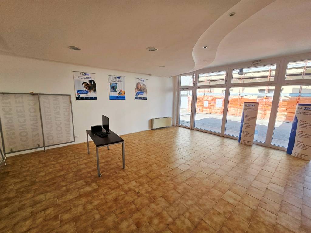 Negozio in vendita a Cormons