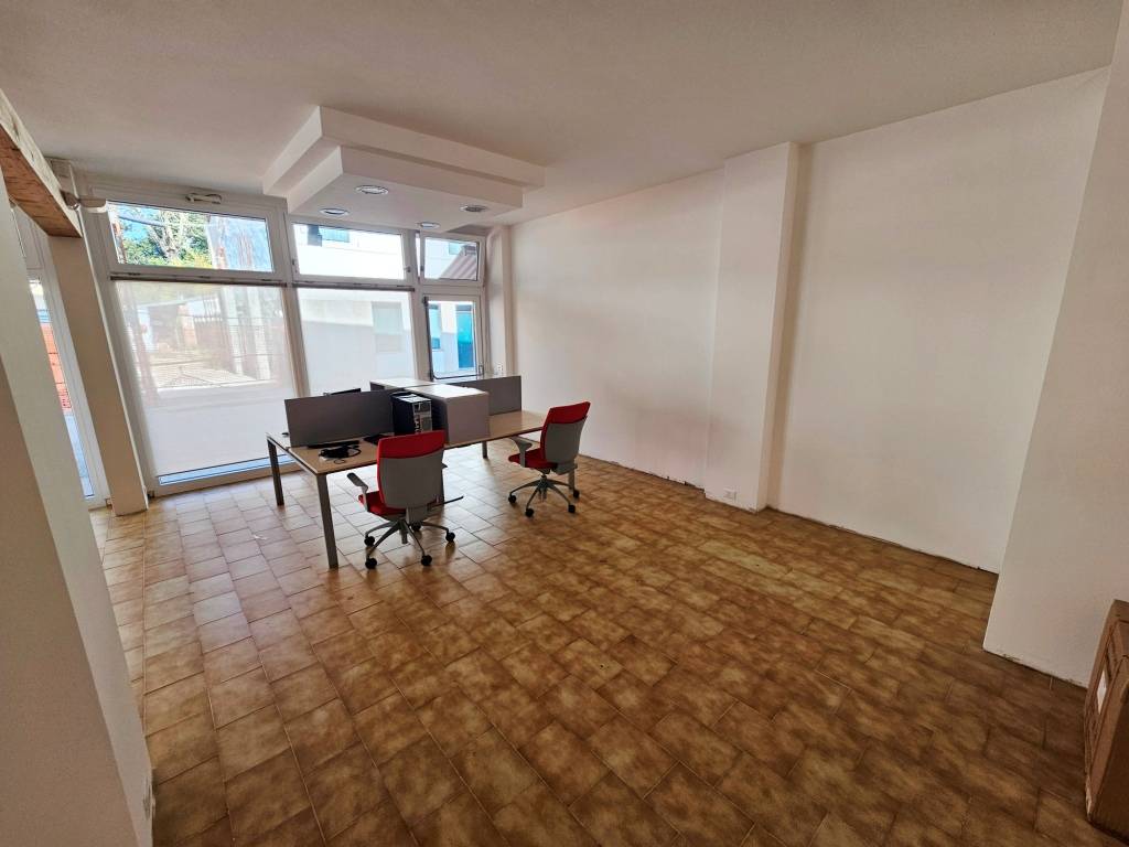 Negozio in vendita a Cormons