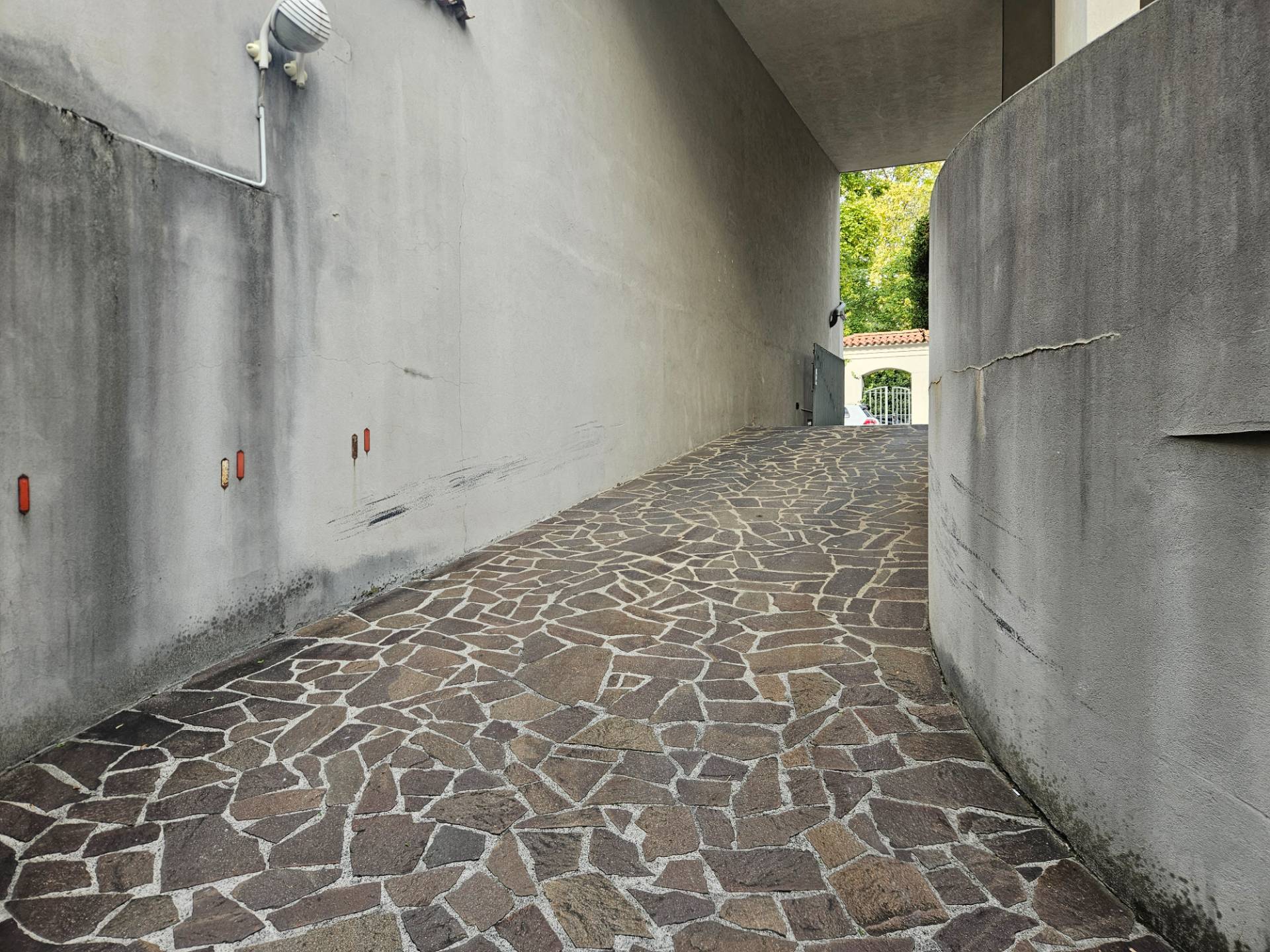 Box o garage in vendita a Gorizia