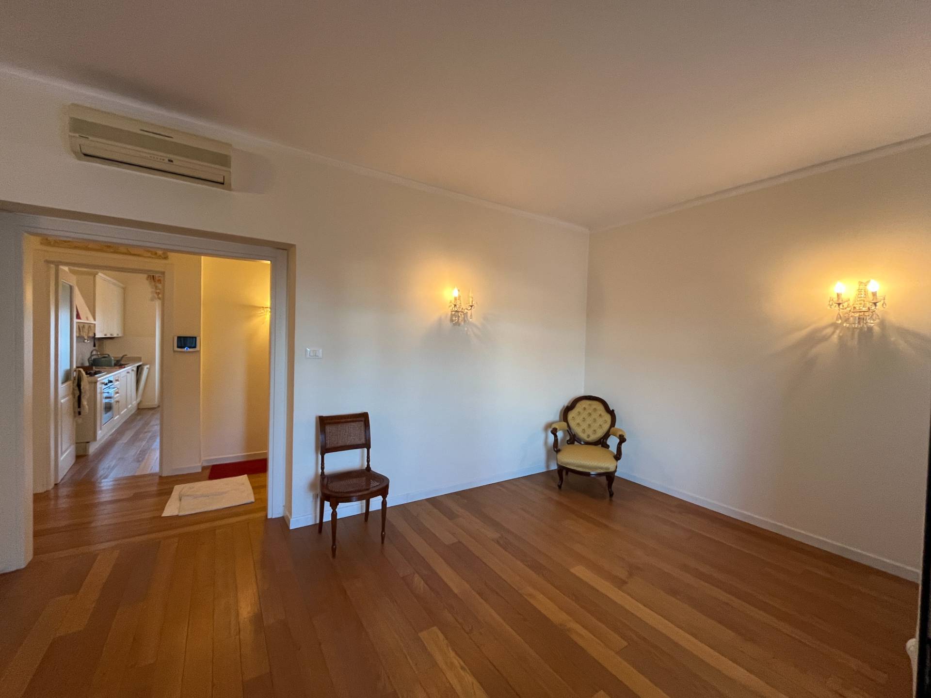 Appartamento in vendita a Gorizia, Centro storico