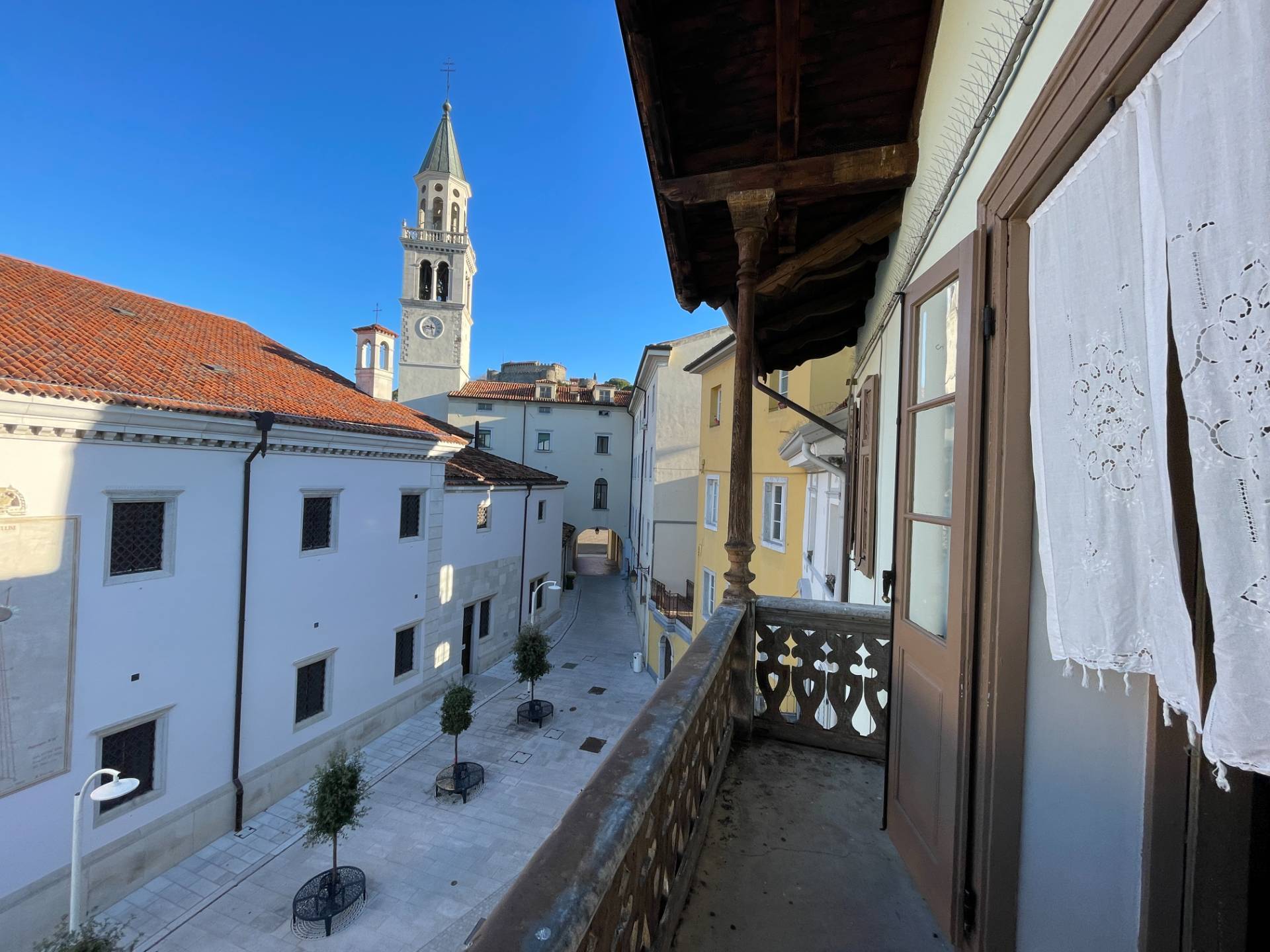 Stabile intero in vendita a Gorizia, Centro storico