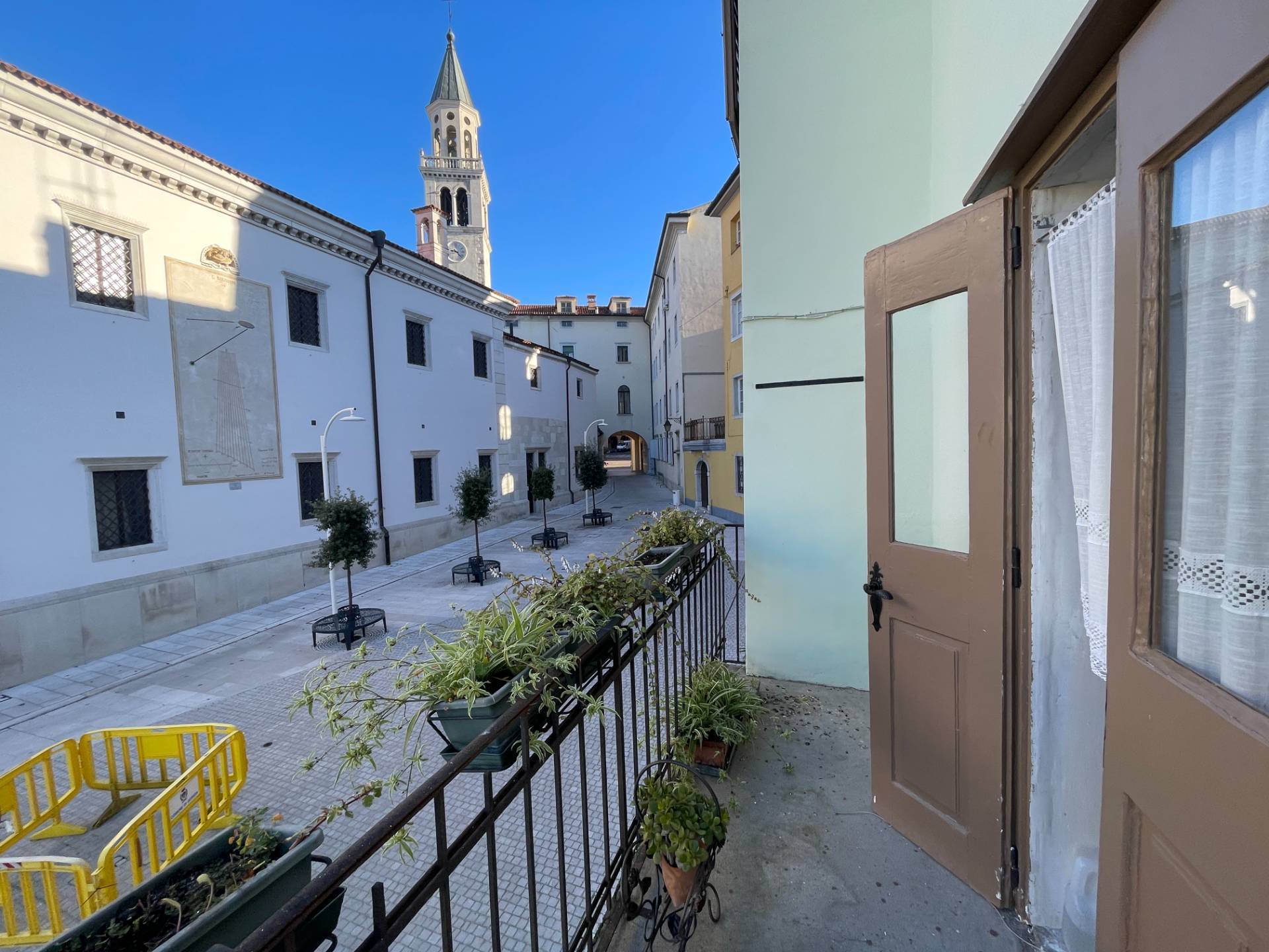 Stabile intero in vendita a Gorizia, Centro storico