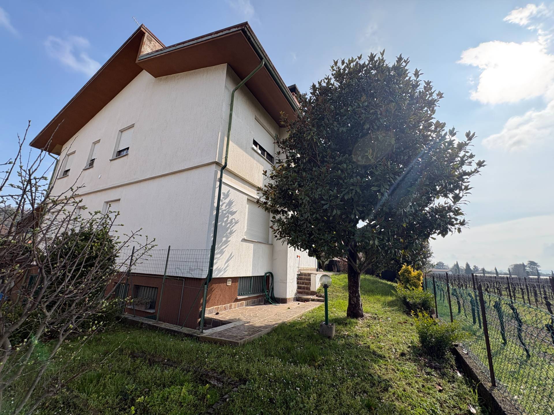 Appartamento in vendita a Cormons, Brazzano