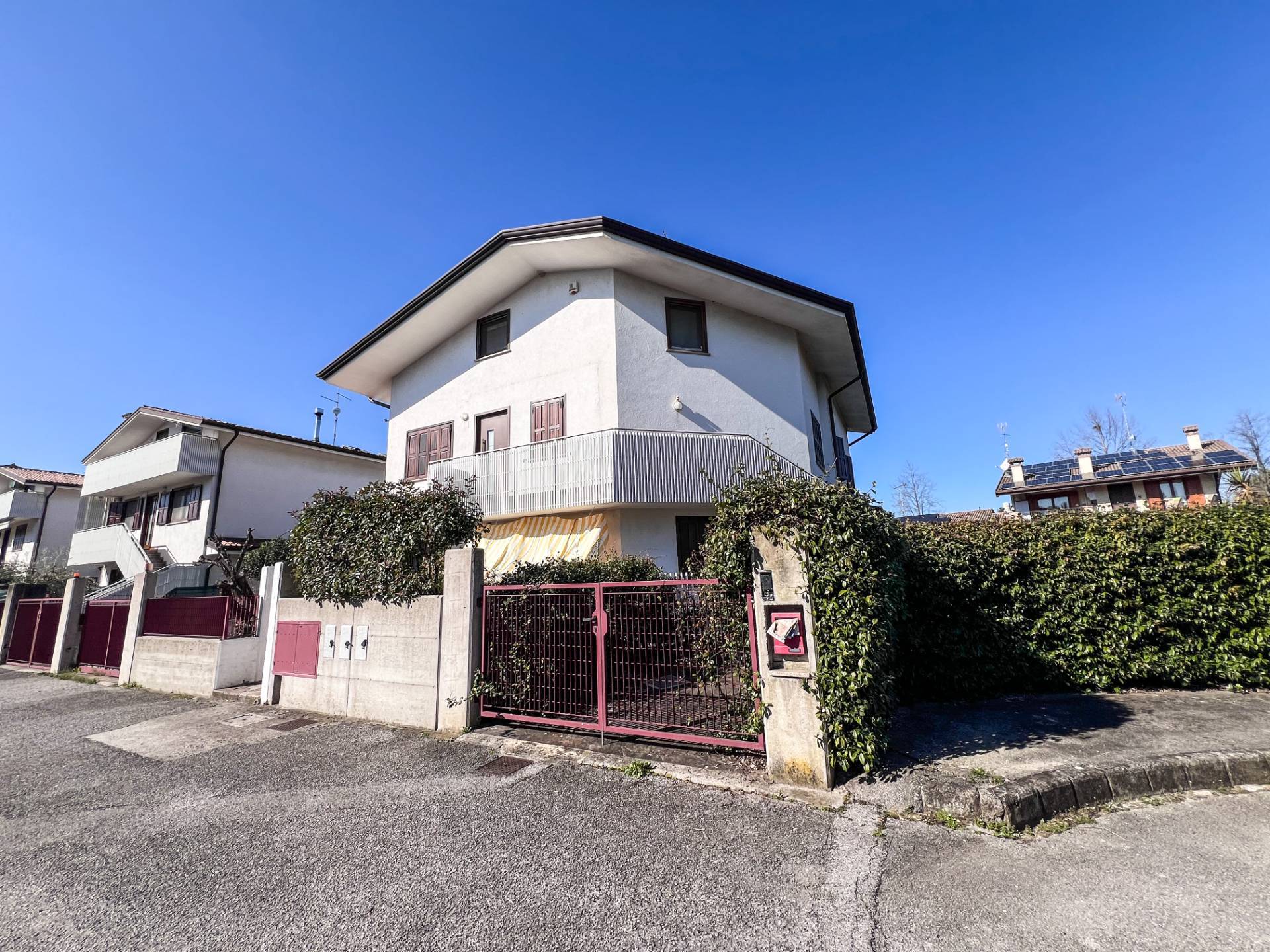 Appartamento in vendita a Ronchi dei Legionari, Soleschiano