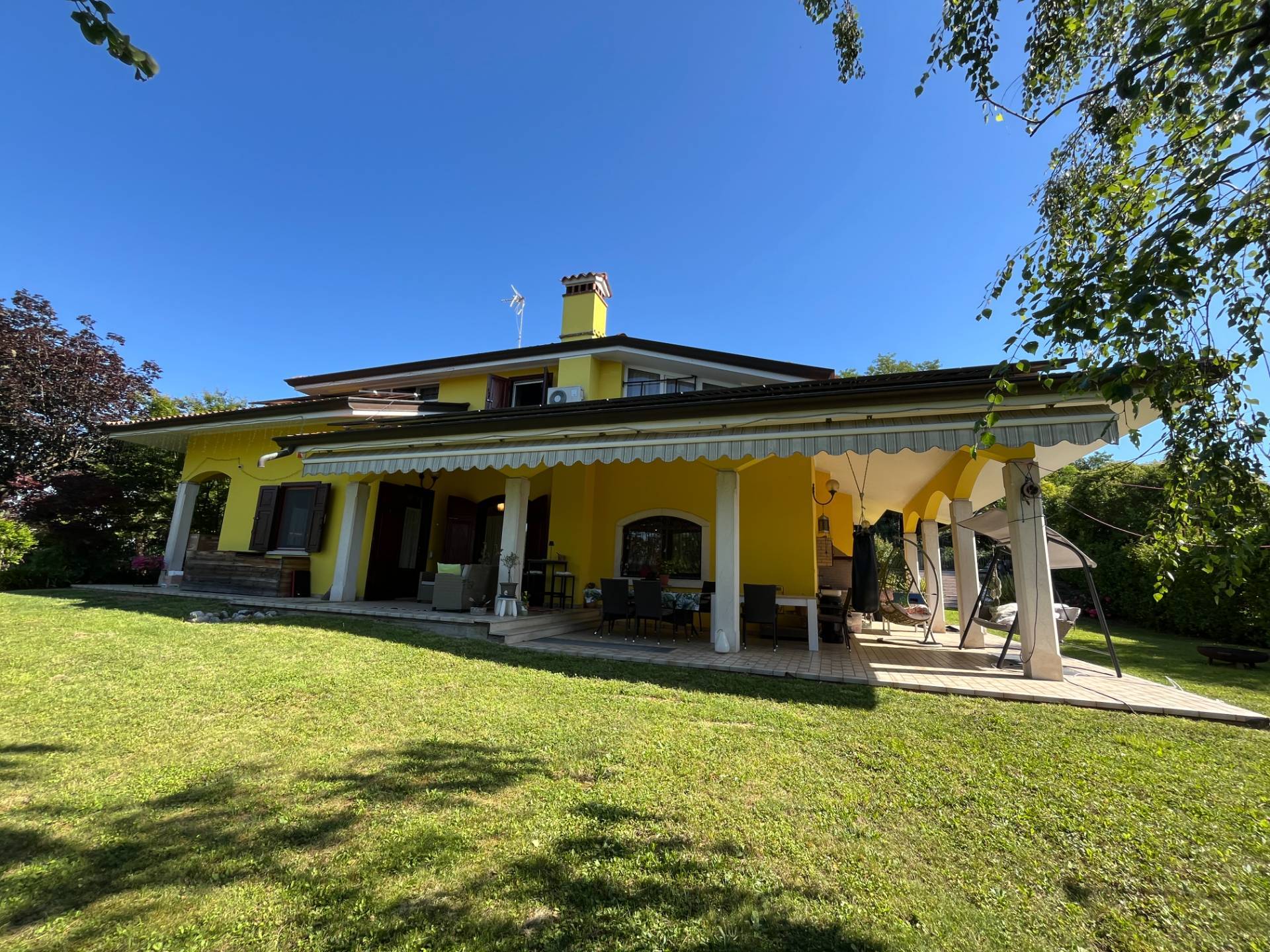 Villa in vendita a Farra d'Isonzo