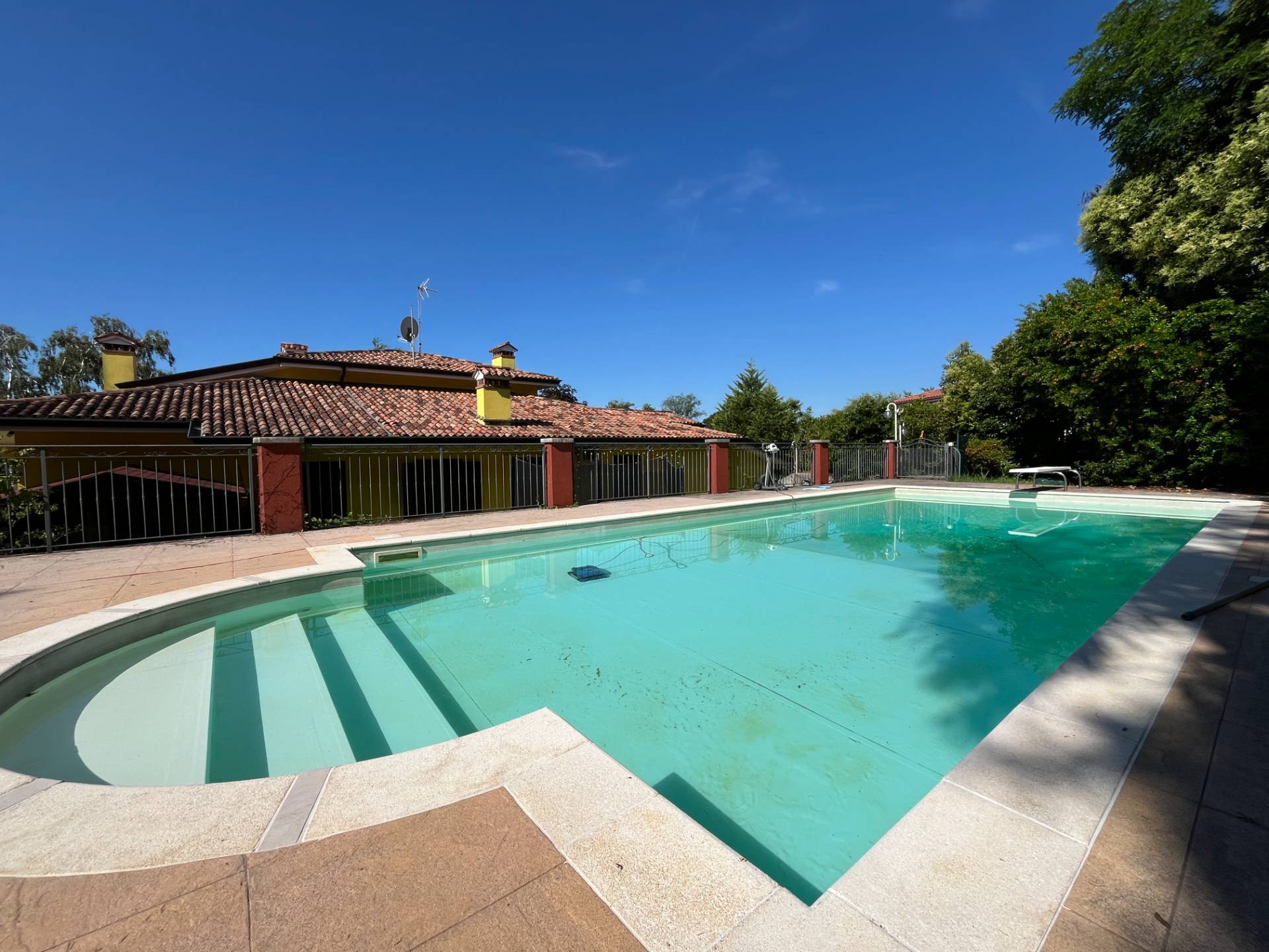 Villa in vendita a Farra d'Isonzo