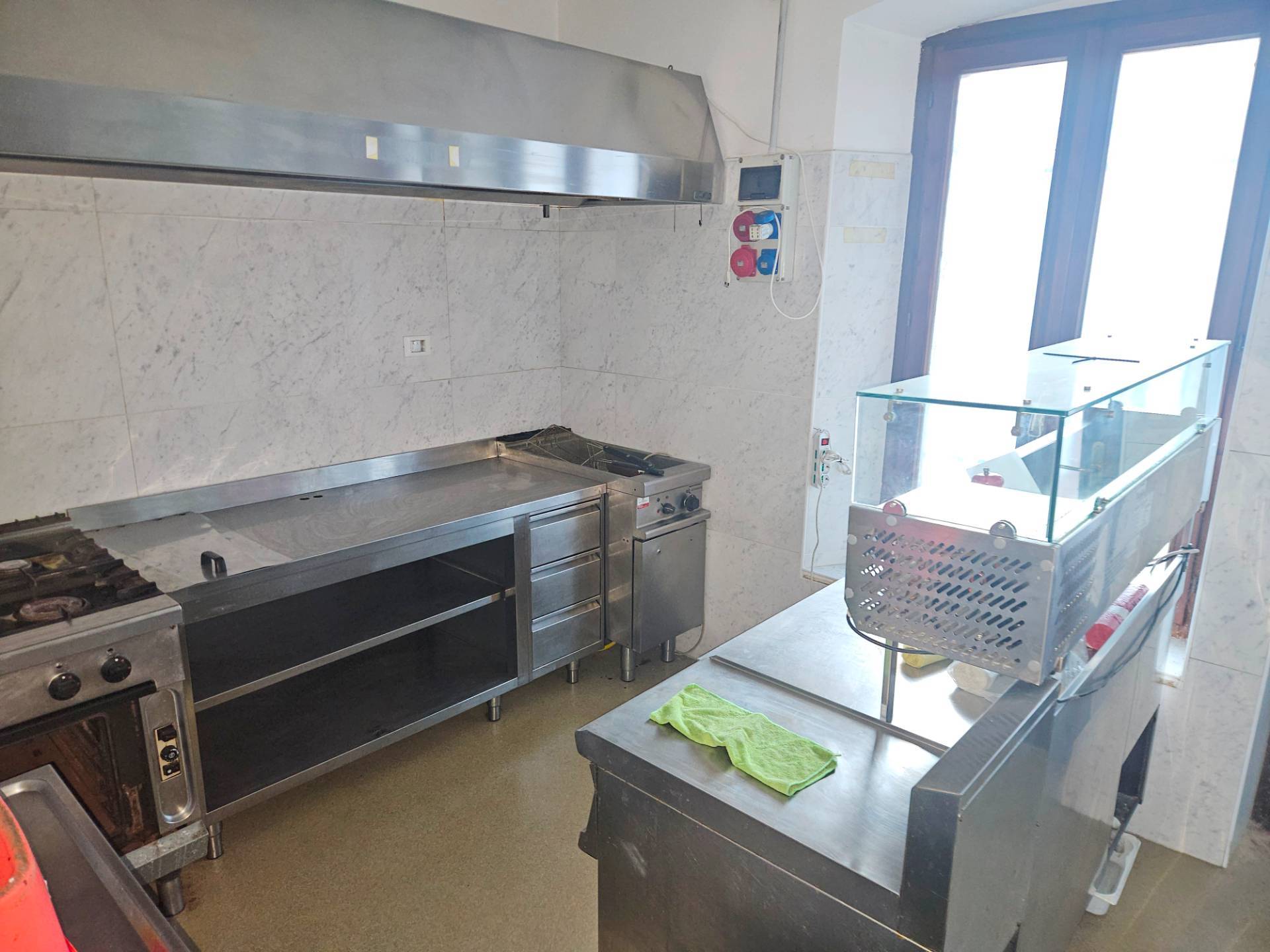 Azienda commerciale in vendita a Gorizia