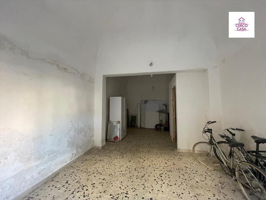 Attivit commerciale in vendita in via orti, Trapani